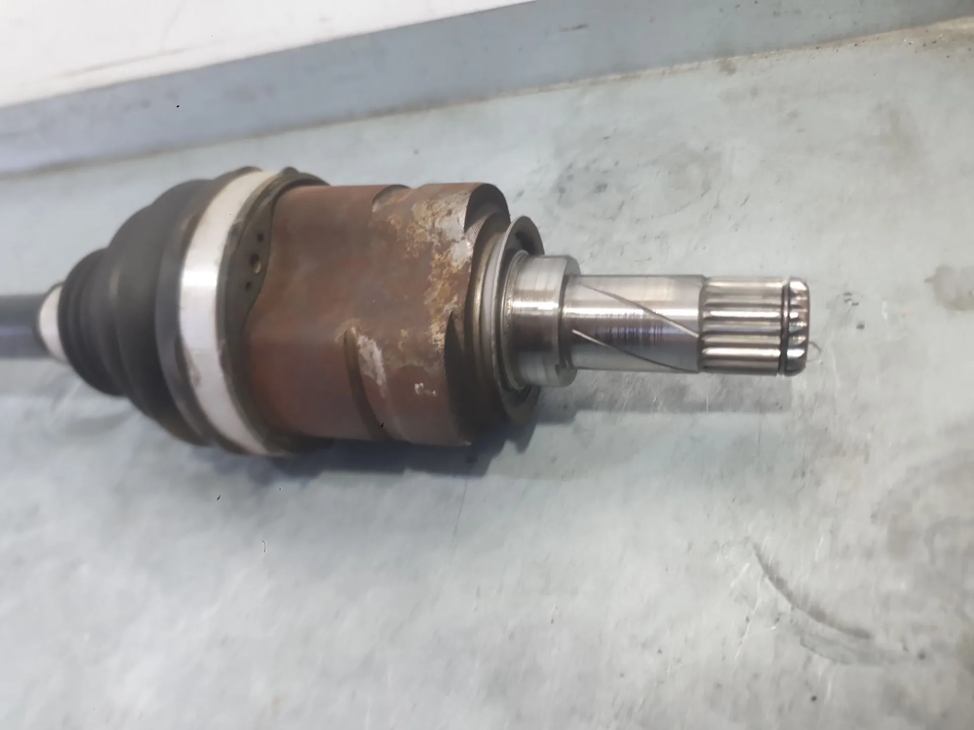 Transmision Delantera Derecha para Opel Corsa E (X15)