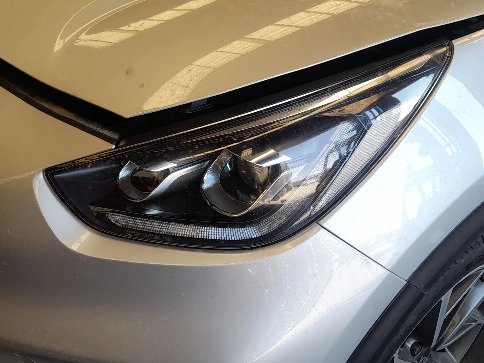 Faro Izquierdo para Kia Niro I (De)