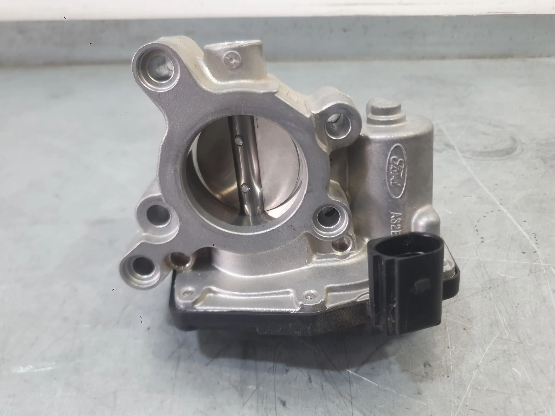 Caja Mariposa para Ford Focus Iv Turnier (Hp)