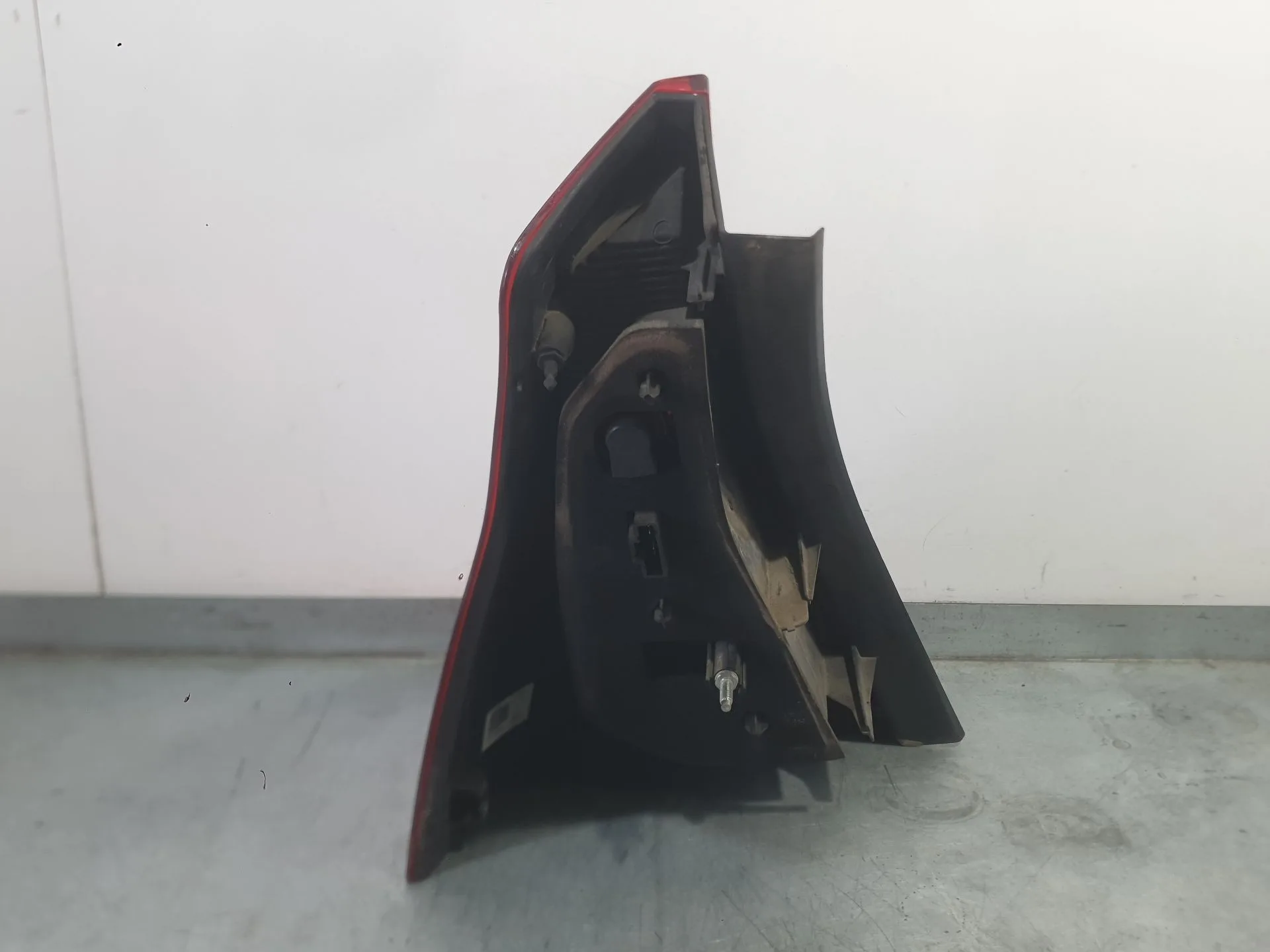 Piloto Trasero Derecho para Dacia Sandero (Bs_)
