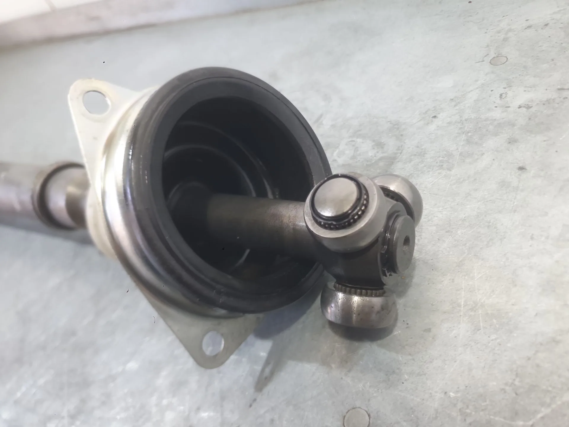 Transmision Delantera Izquierda para Dacia Sandero (Bs_)