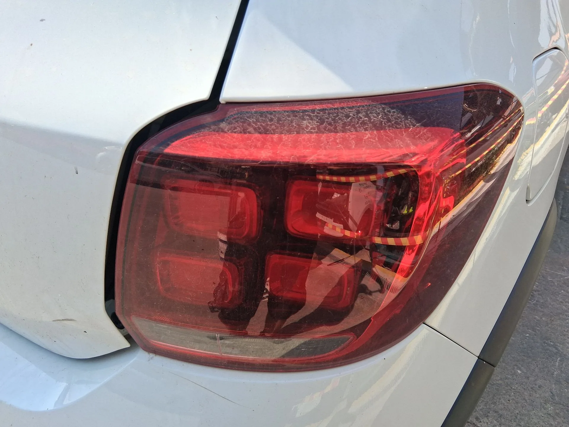 Piloto Trasero Derecho para Dacia Sandero Ii (B8_)