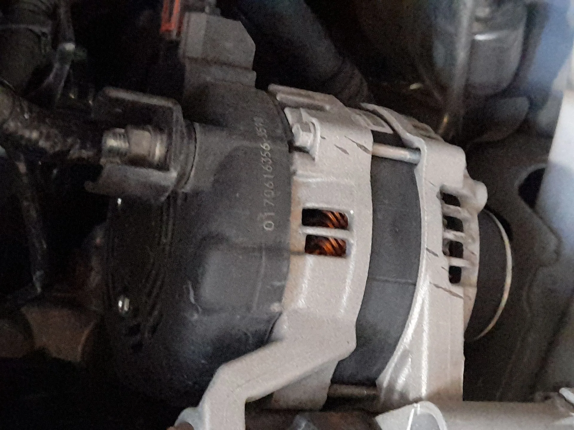 Alternador para Opel Corsa E (X15)