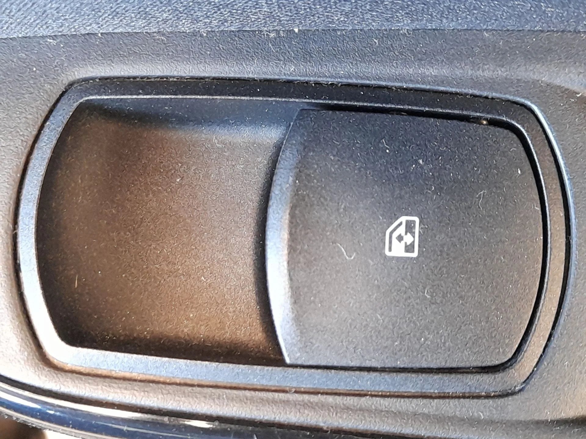 Mando Elevalunas Delantero Derecho para Opel Corsa E (X15)