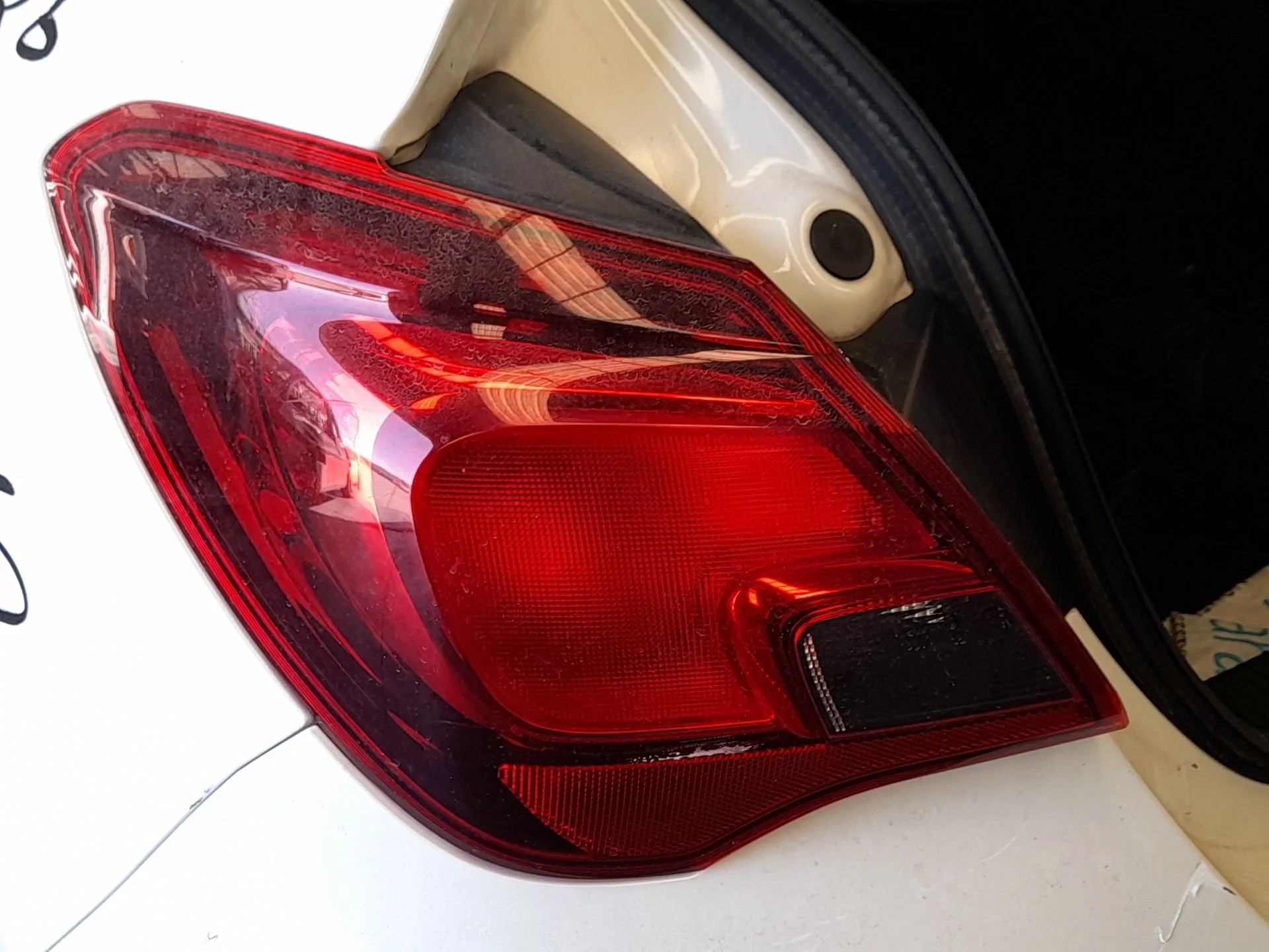 Piloto Trasero Izquierdo Exterior para Opel Corsa E (X15)