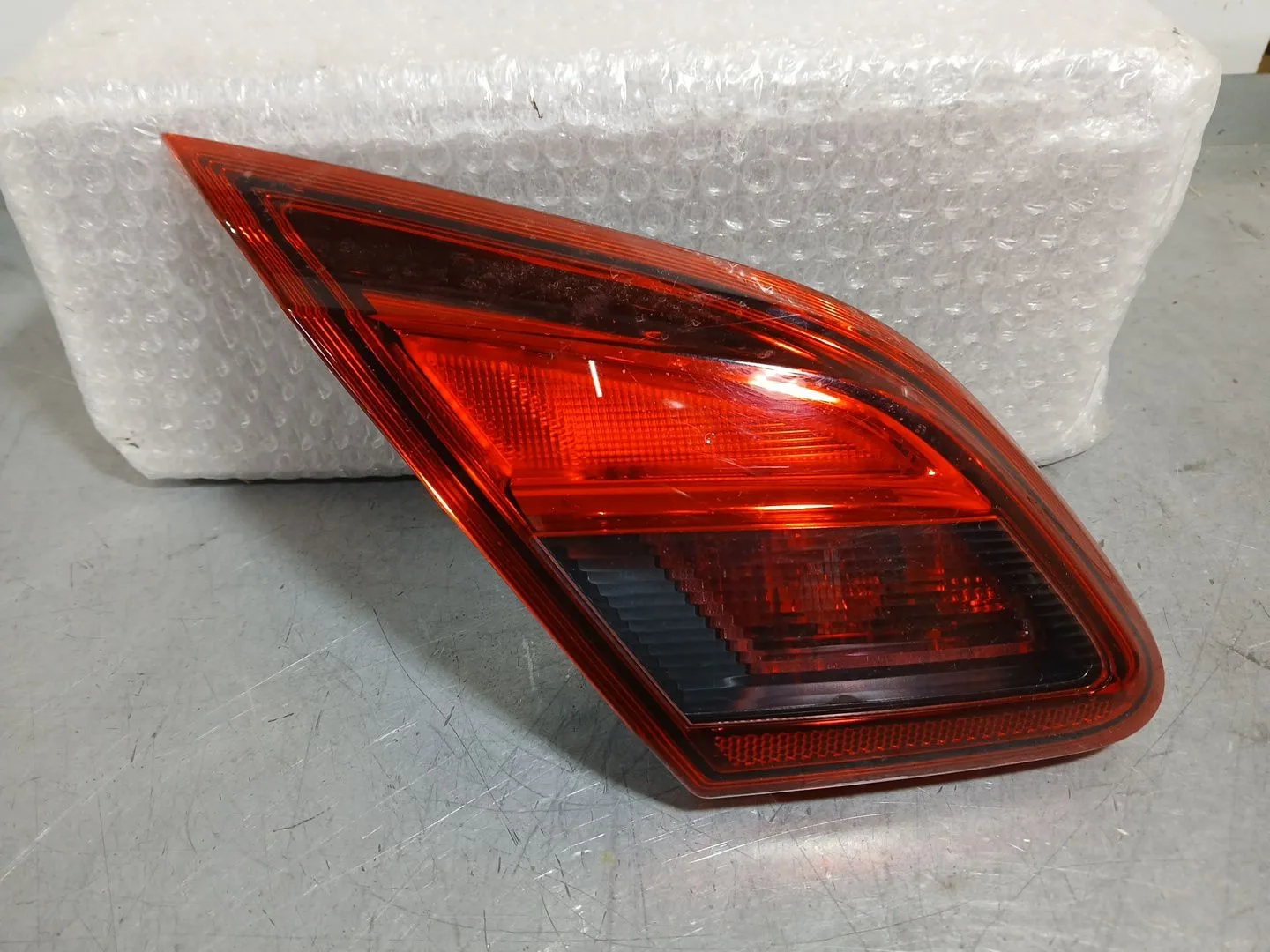 Piloto Trasero Izquierdo Interior para Opel Corsa E (X15)