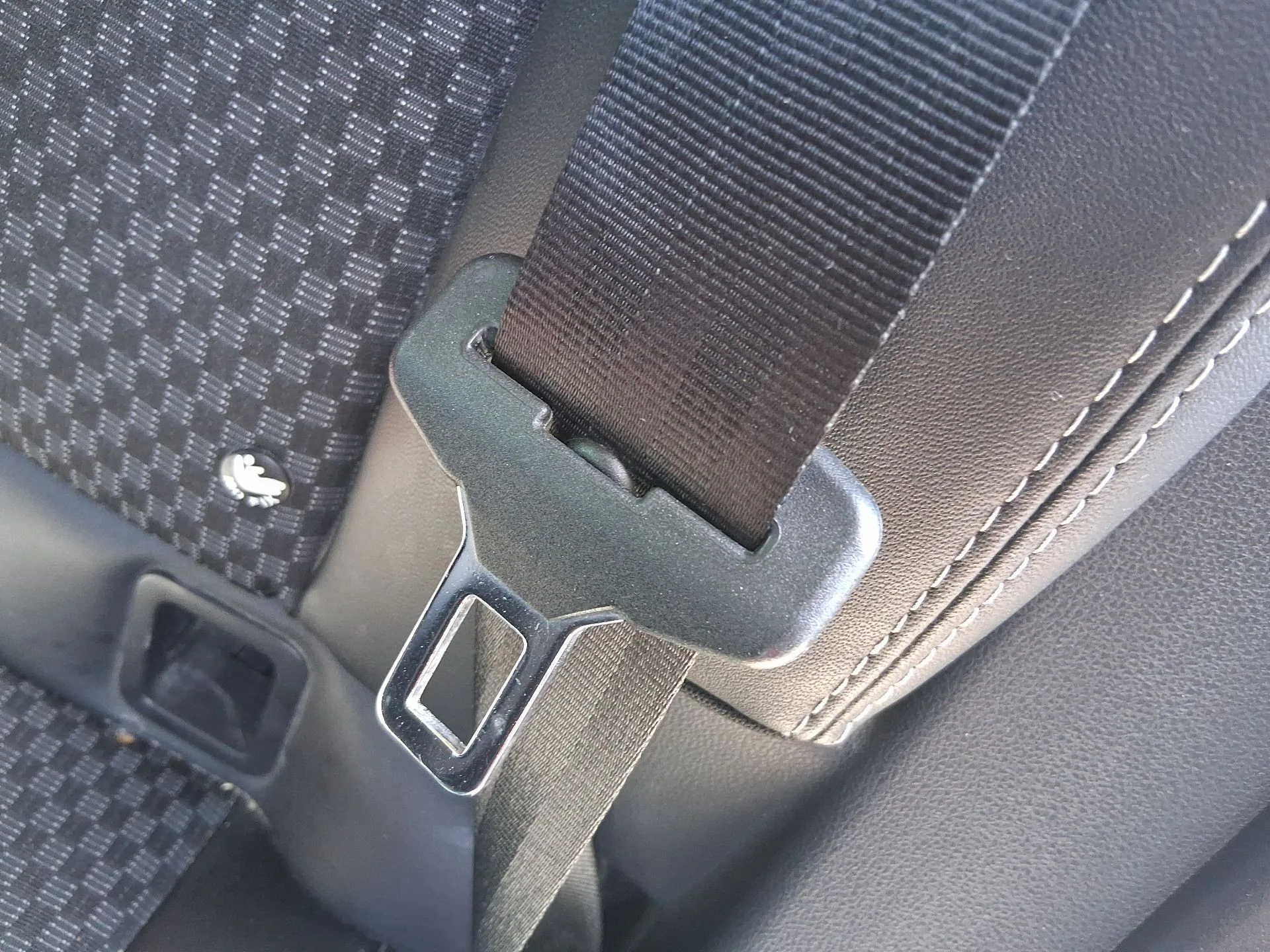 Cinturon Seguridad Trasero Izquierdo para Renault Clio Iv (Bh_)