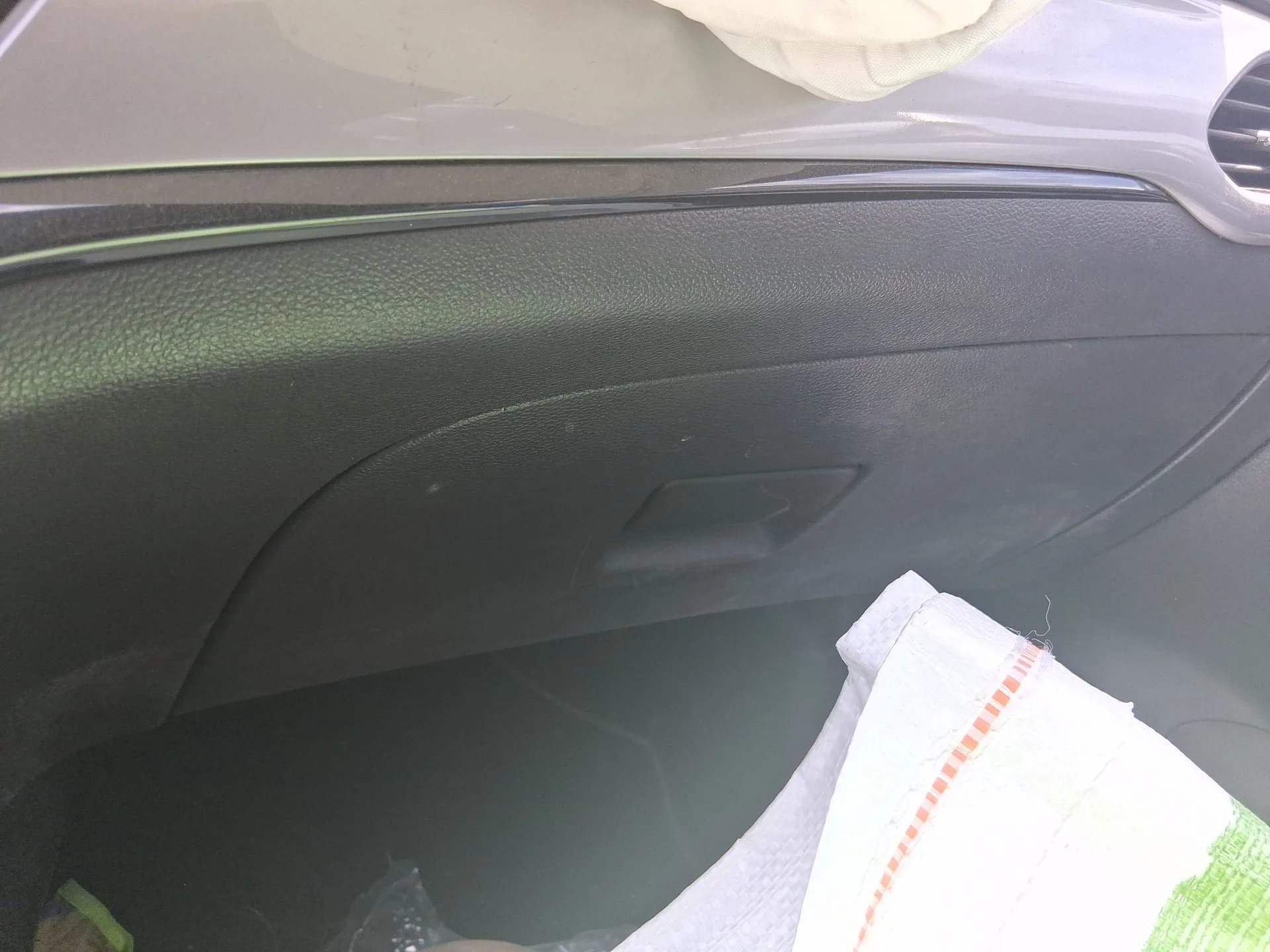 Guantera para Opel Astra K (B16)