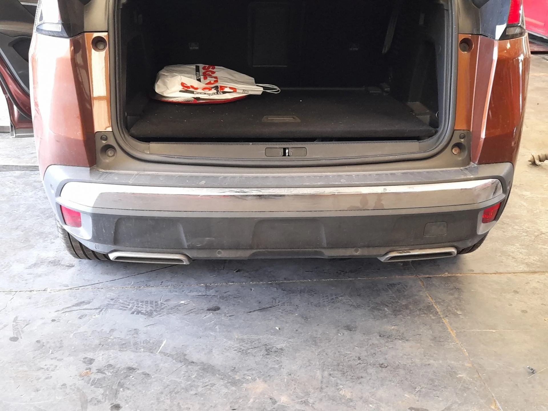 Paragolpes Trasero para Peugeot 3008 Ii Suv (Mc_, Mr_, Mj_, M4_)