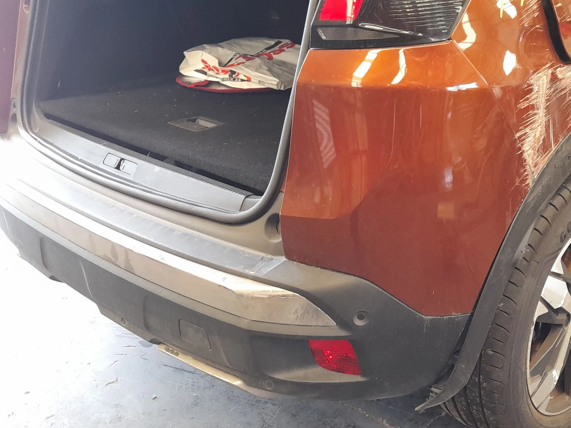 Paragolpes Trasero para Peugeot 3008 Ii Suv (Mc_, Mr_, Mj_, M4_)
