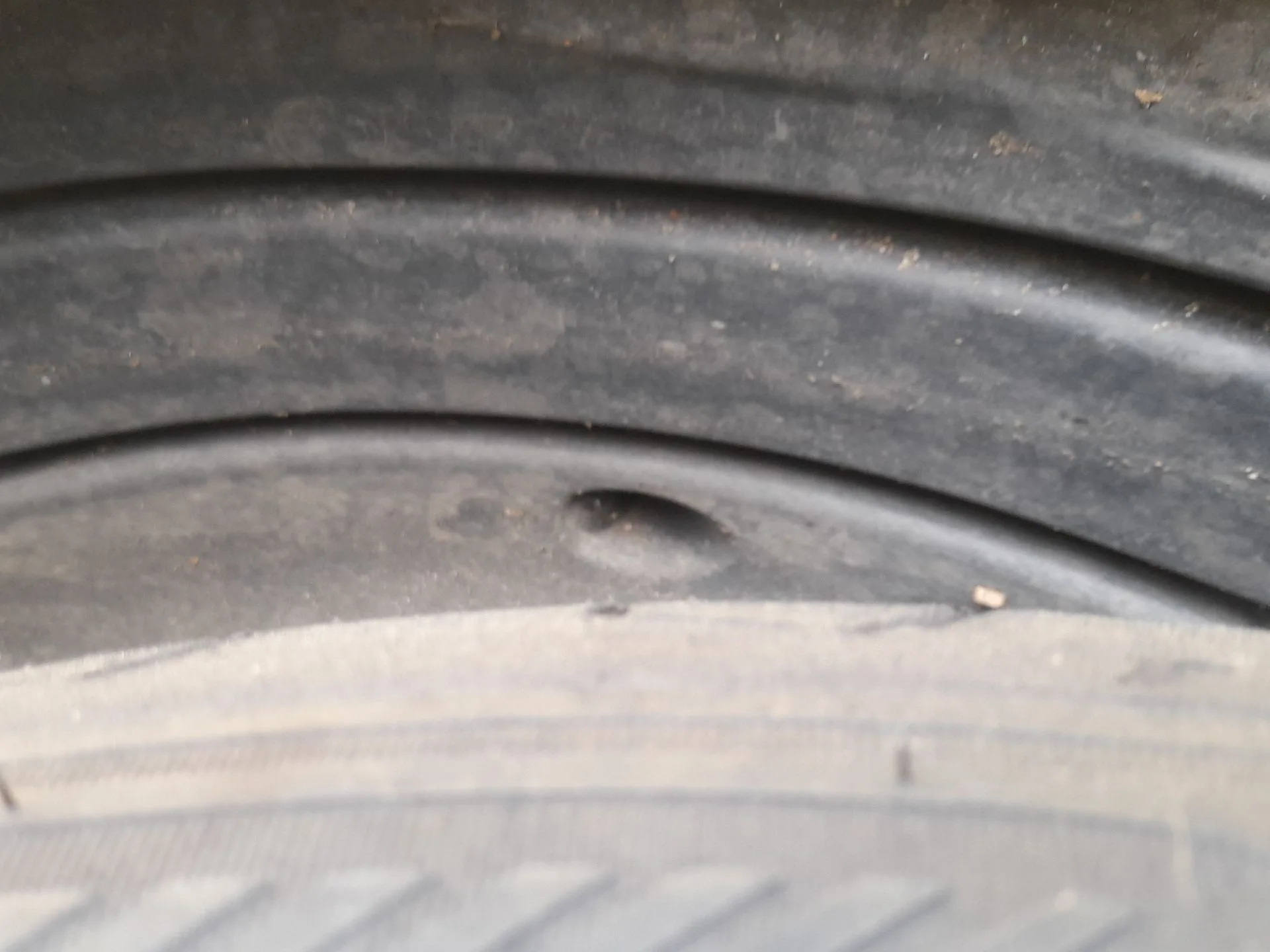 Plastico Pase Rueda Tras. Izq. para Peugeot 3008 Ii Suv (Mc_, Mr_, Mj_, M4_)