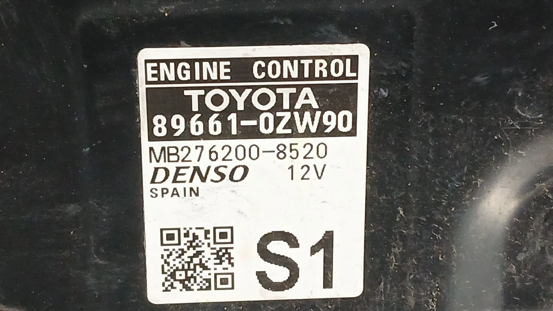 Centralita Motor Uce para Toyota Corolla (E21)
