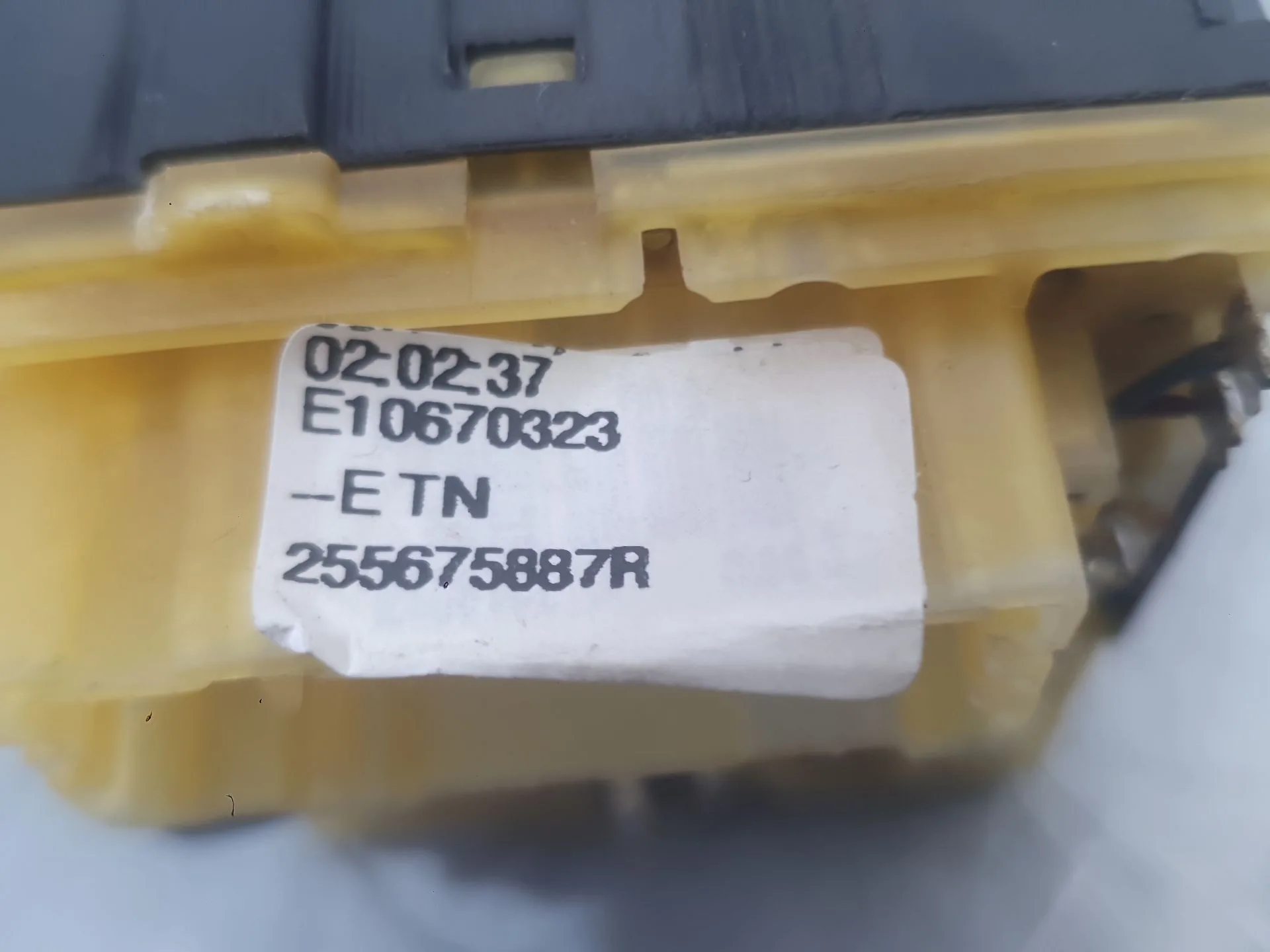 Mando Limpia para Renault Clio Iv (Bh_)