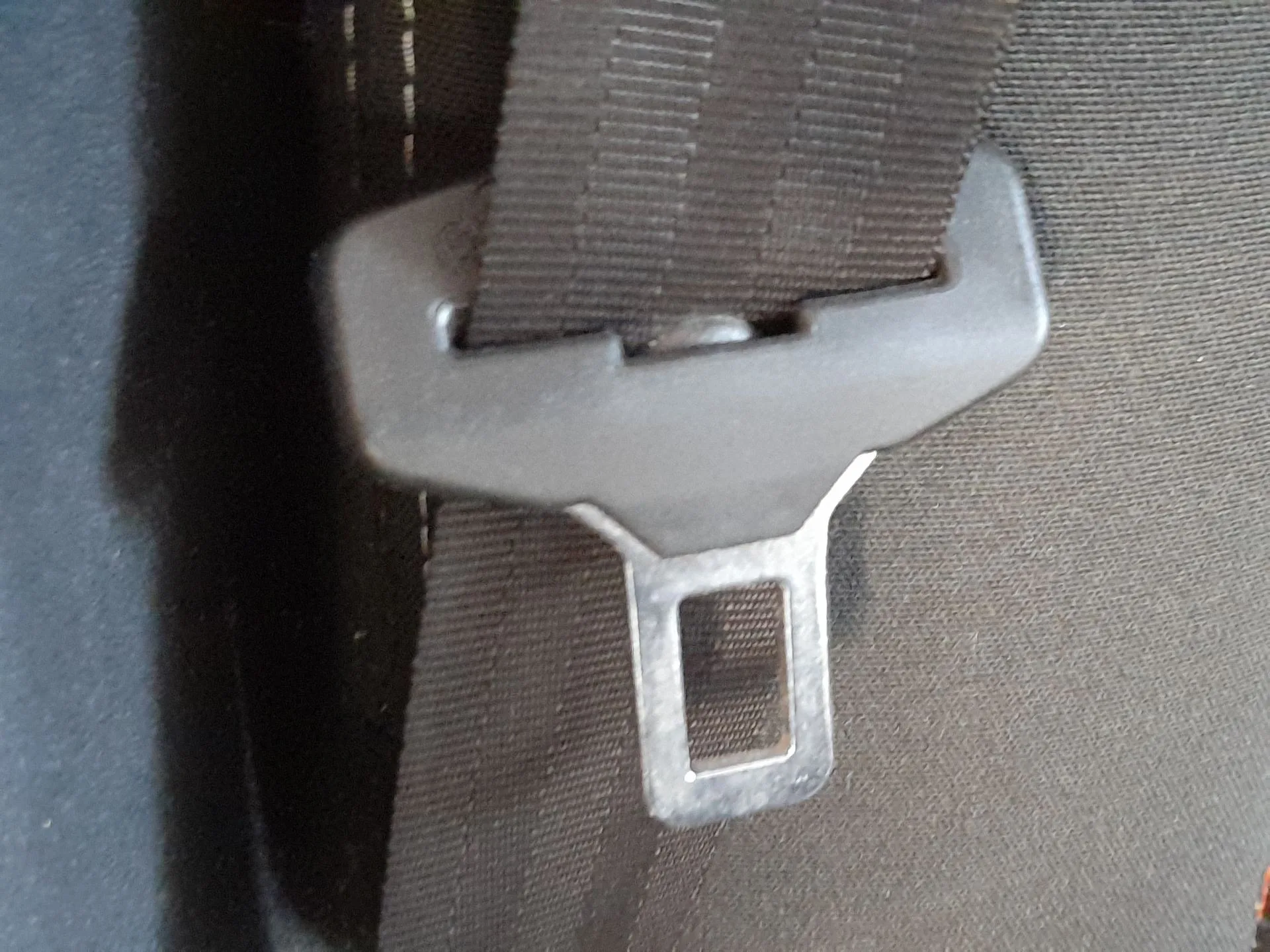 Cinturon Seguridad Trasero Derecho para Peugeot 208 I (Ca_, Cc_)