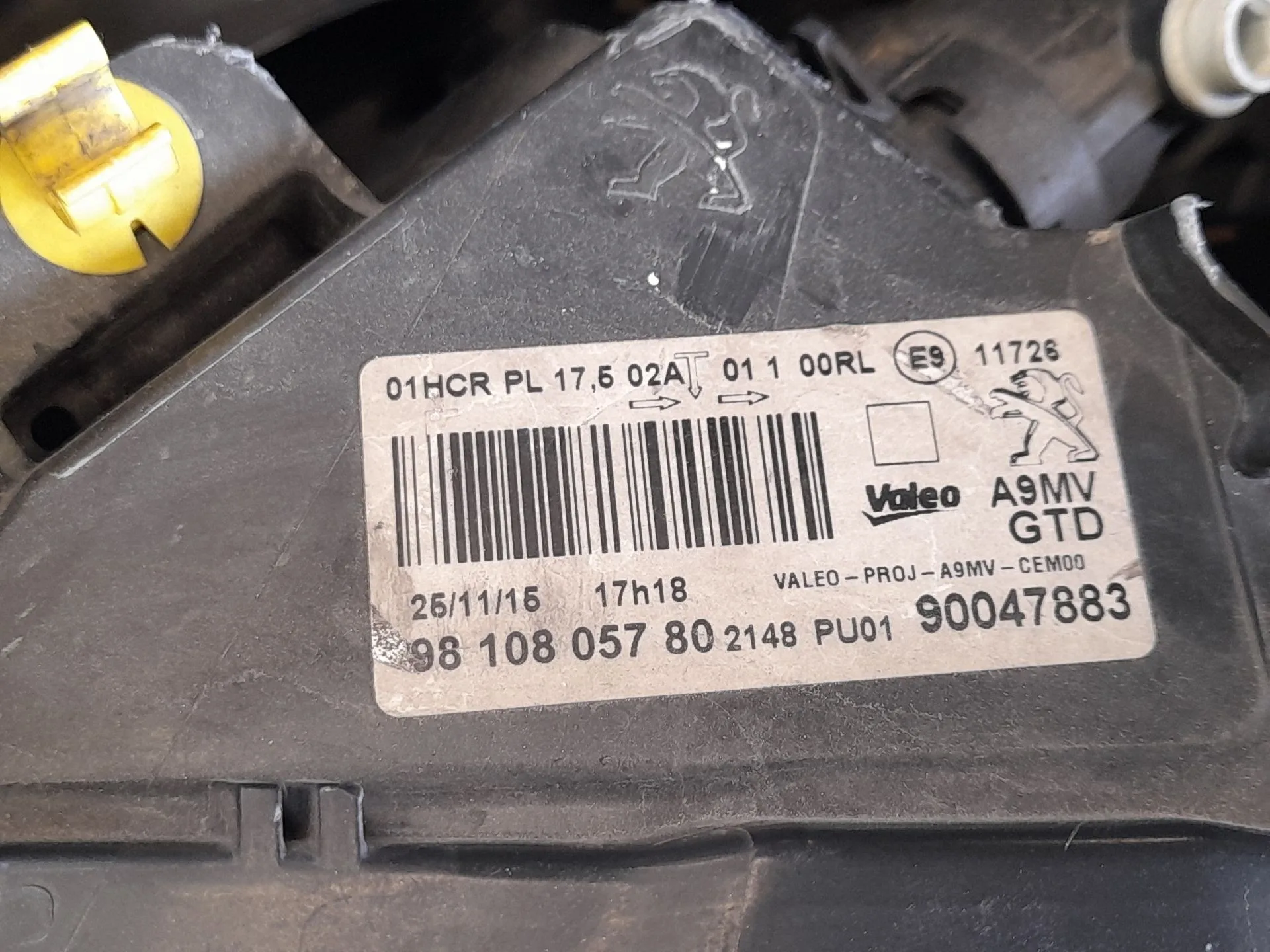 Faro Izquierdo para Peugeot 208 I (Ca_, Cc_)