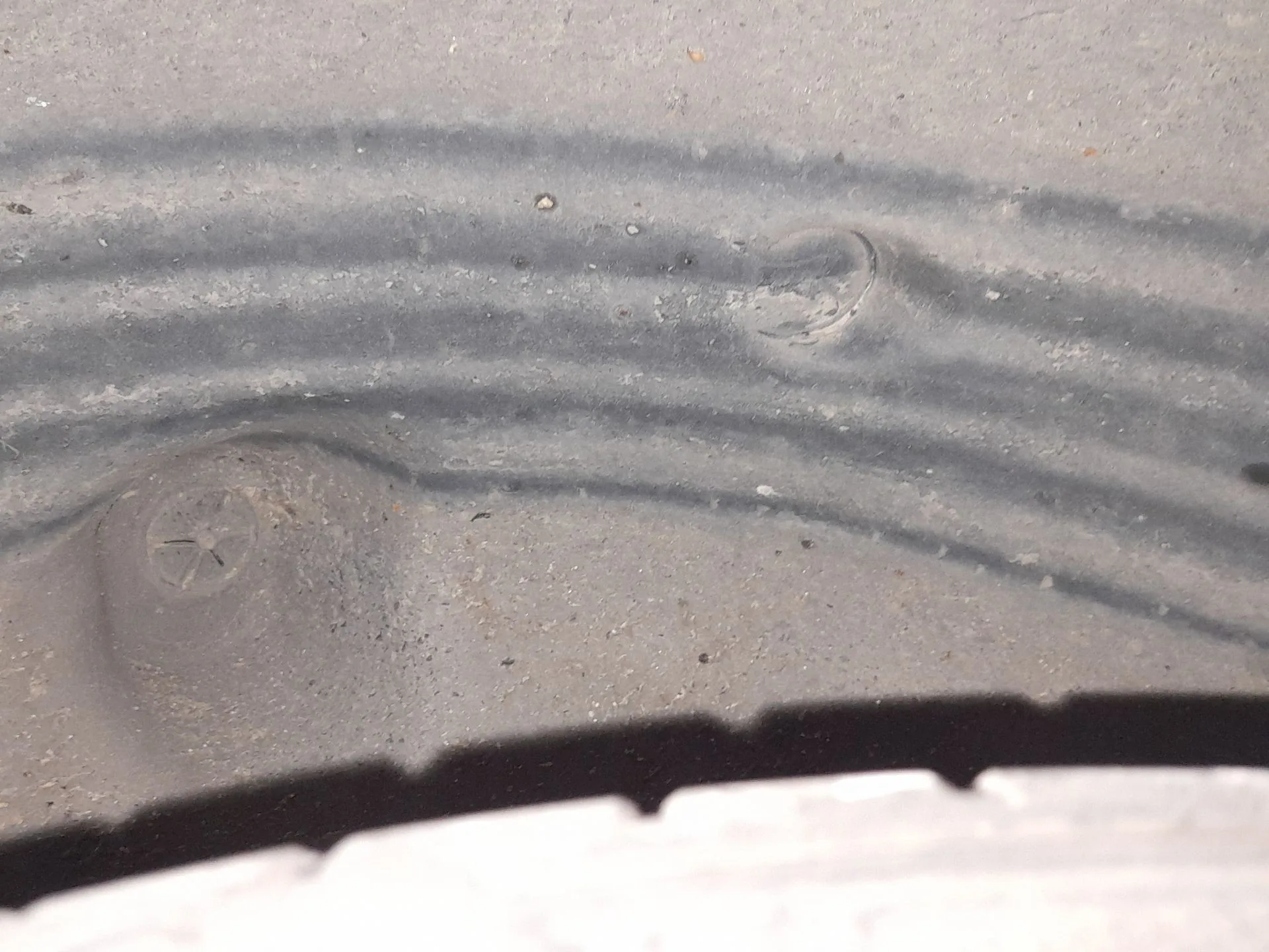 Plastico Pase Rueda Tras. Dch. para Peugeot 208 I (Ca_, Cc_)