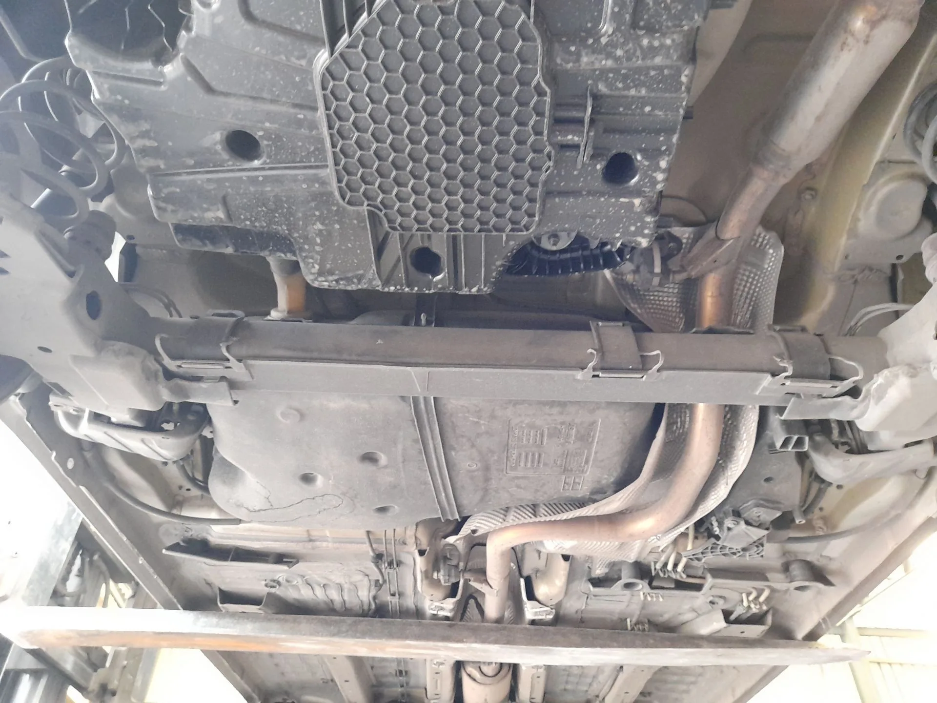 Puente Trasero para Peugeot 208 I (Ca_, Cc_)