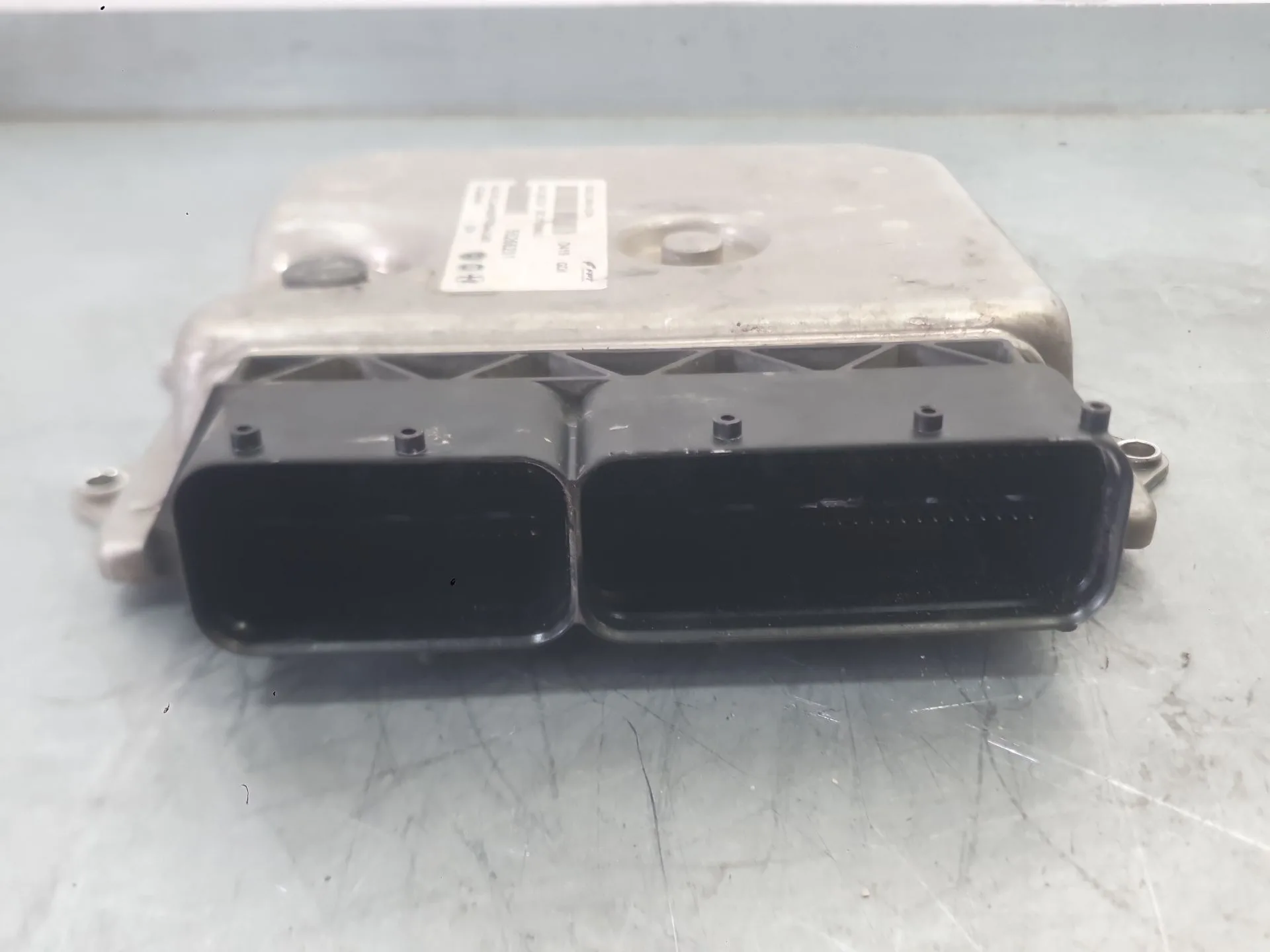 Centralita Motor Uce para Fiat Doblo Cargo (263_)
