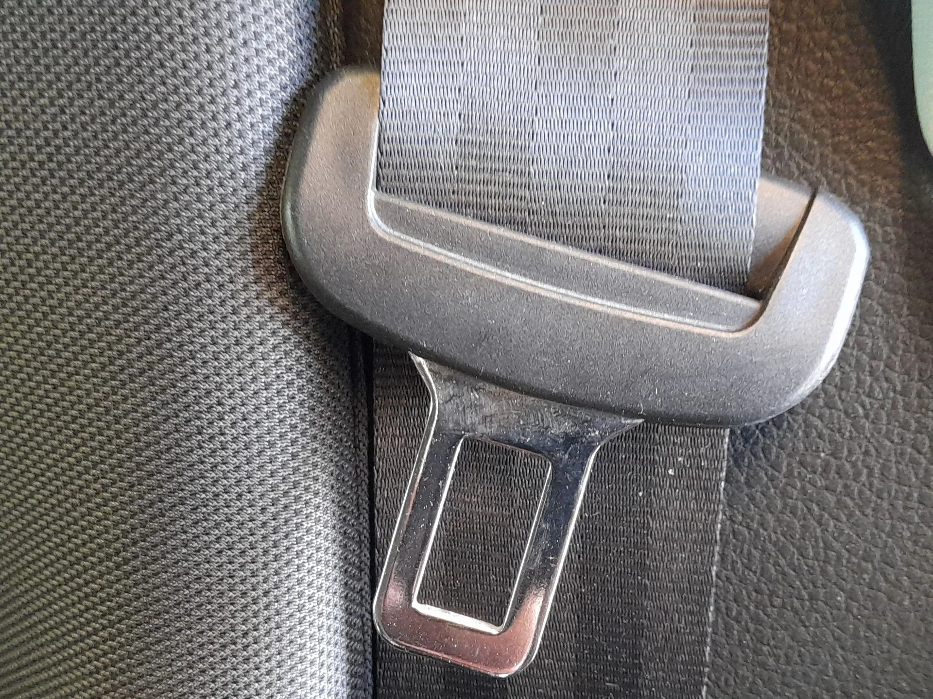 Cinturon Seguridad Trasero Izquierdo para Volkswagen Golf Sportsvan Vii (Am1, An1)