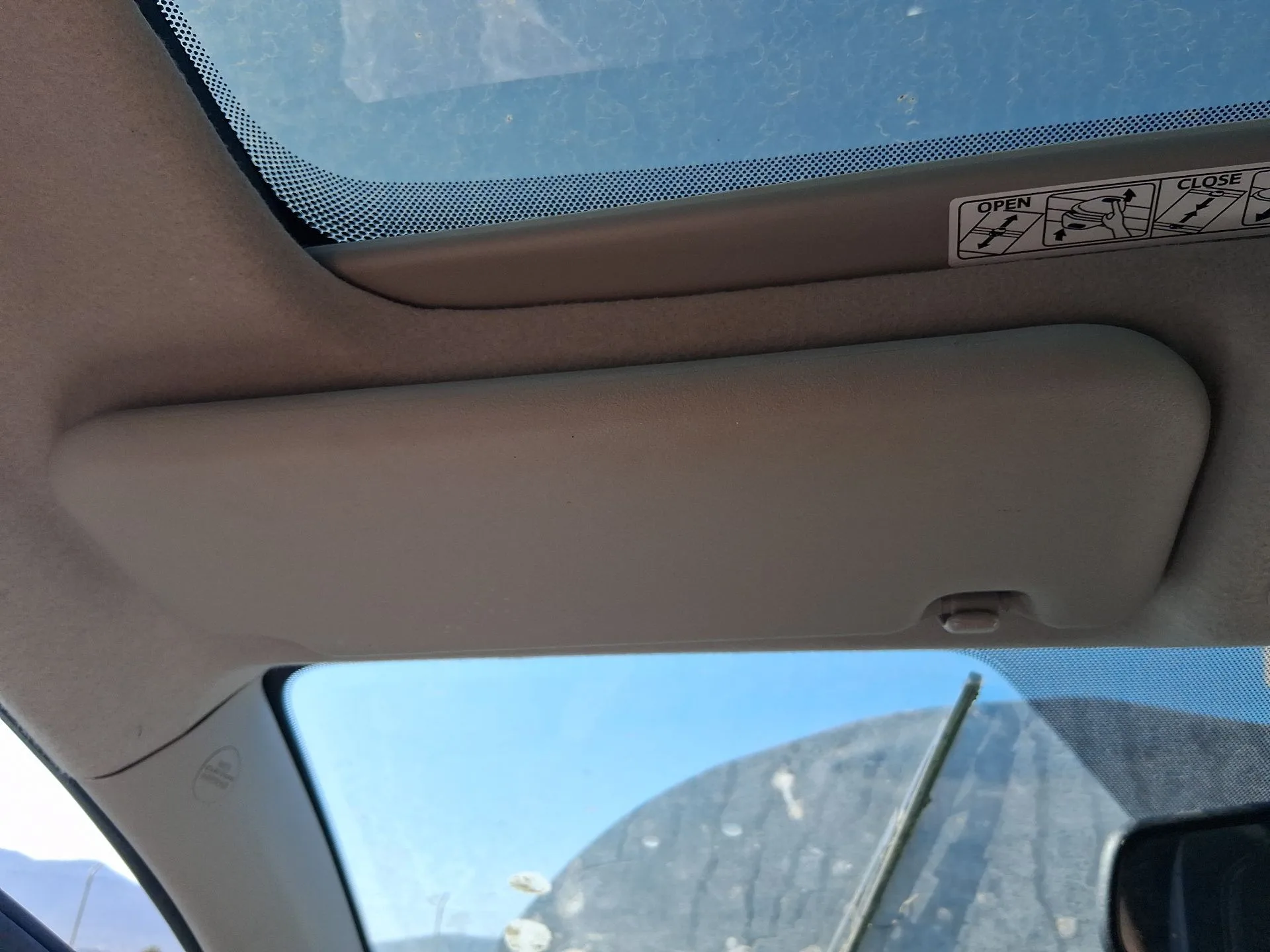 Parasol Izquierdo para Toyota Yaris (_P13_)