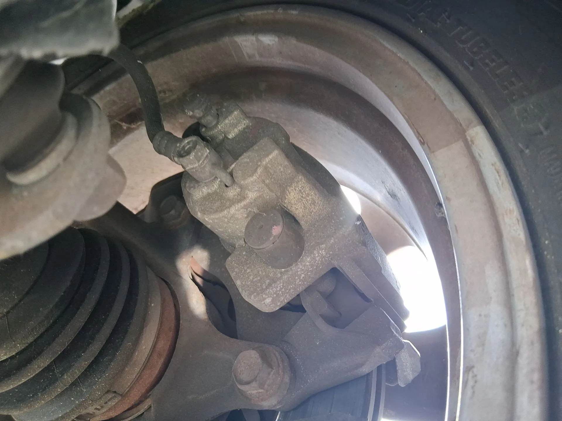 Pinza Freno Delantera Izquierda para Toyota Yaris (_P13_)