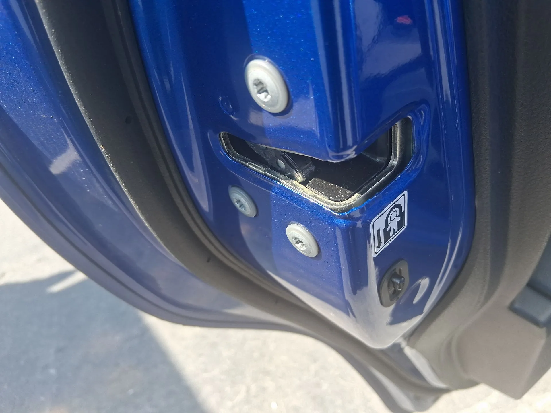Cerradura Puerta Trasera Izquierda para Toyota Yaris (_P13_)