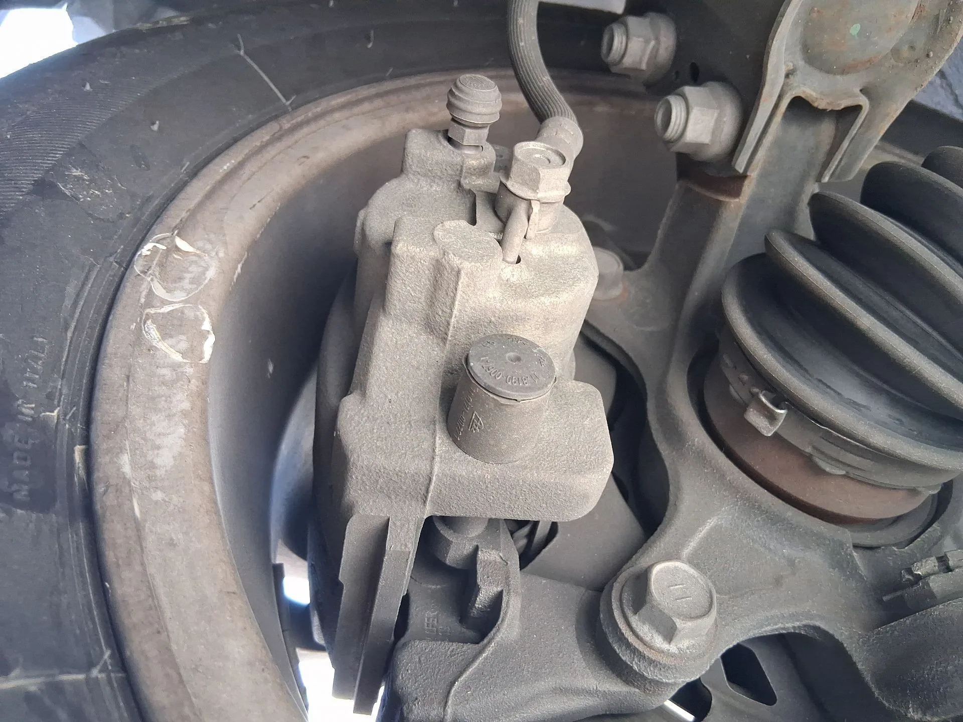 Pinza Freno Delantera Derecha para Toyota Yaris (_P13_)