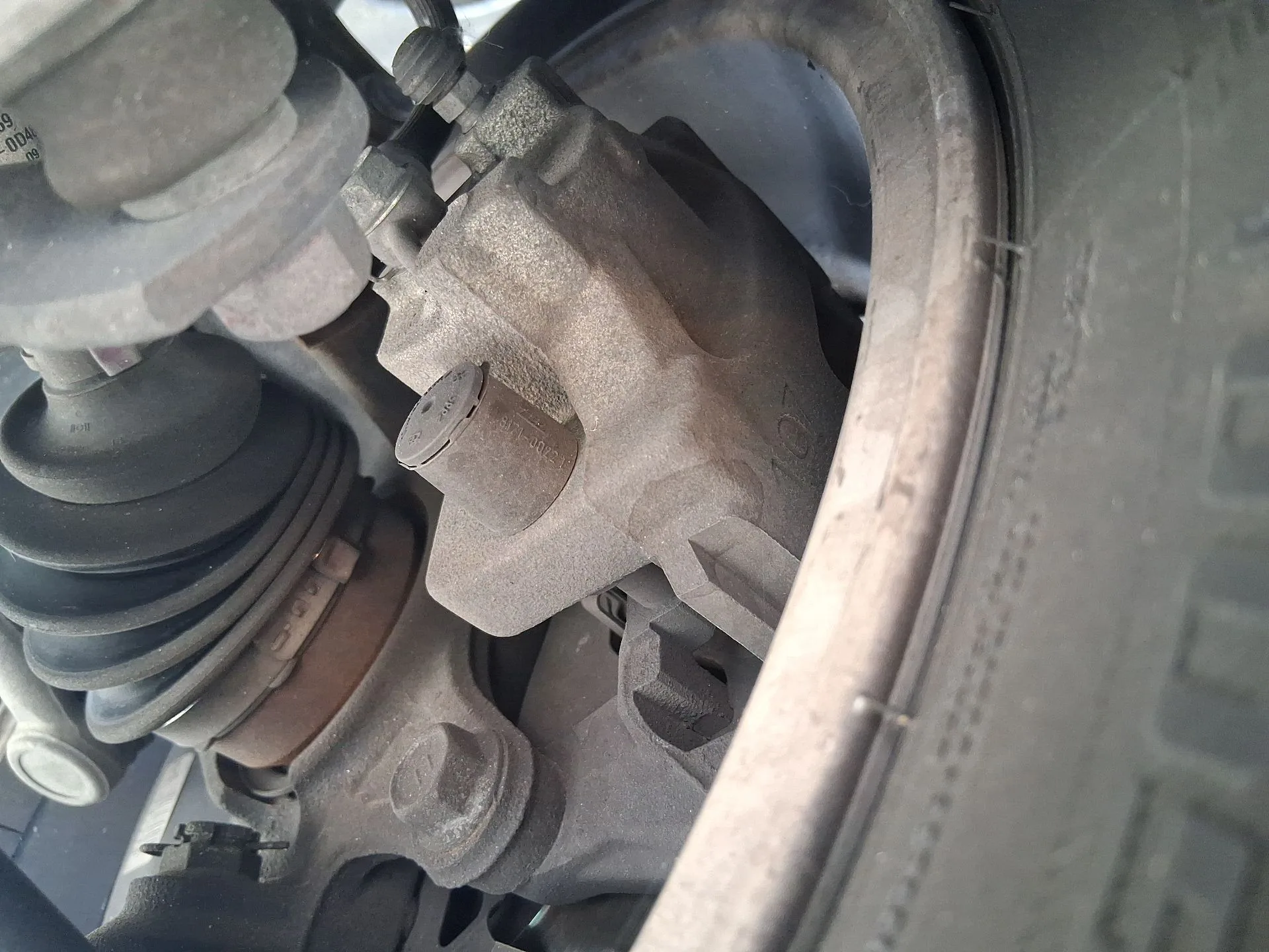 Pinza Freno Delantera Izquierda para Toyota Yaris (_P13_)
