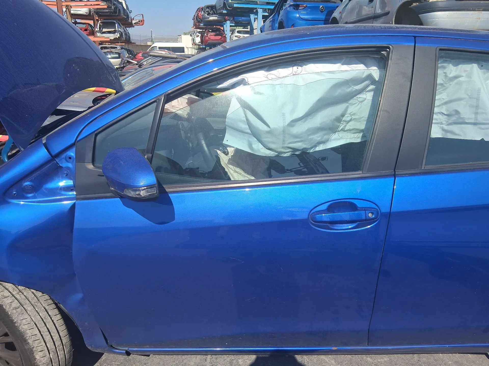Puerta Delantera Izquierda para Toyota Yaris (_P13_)