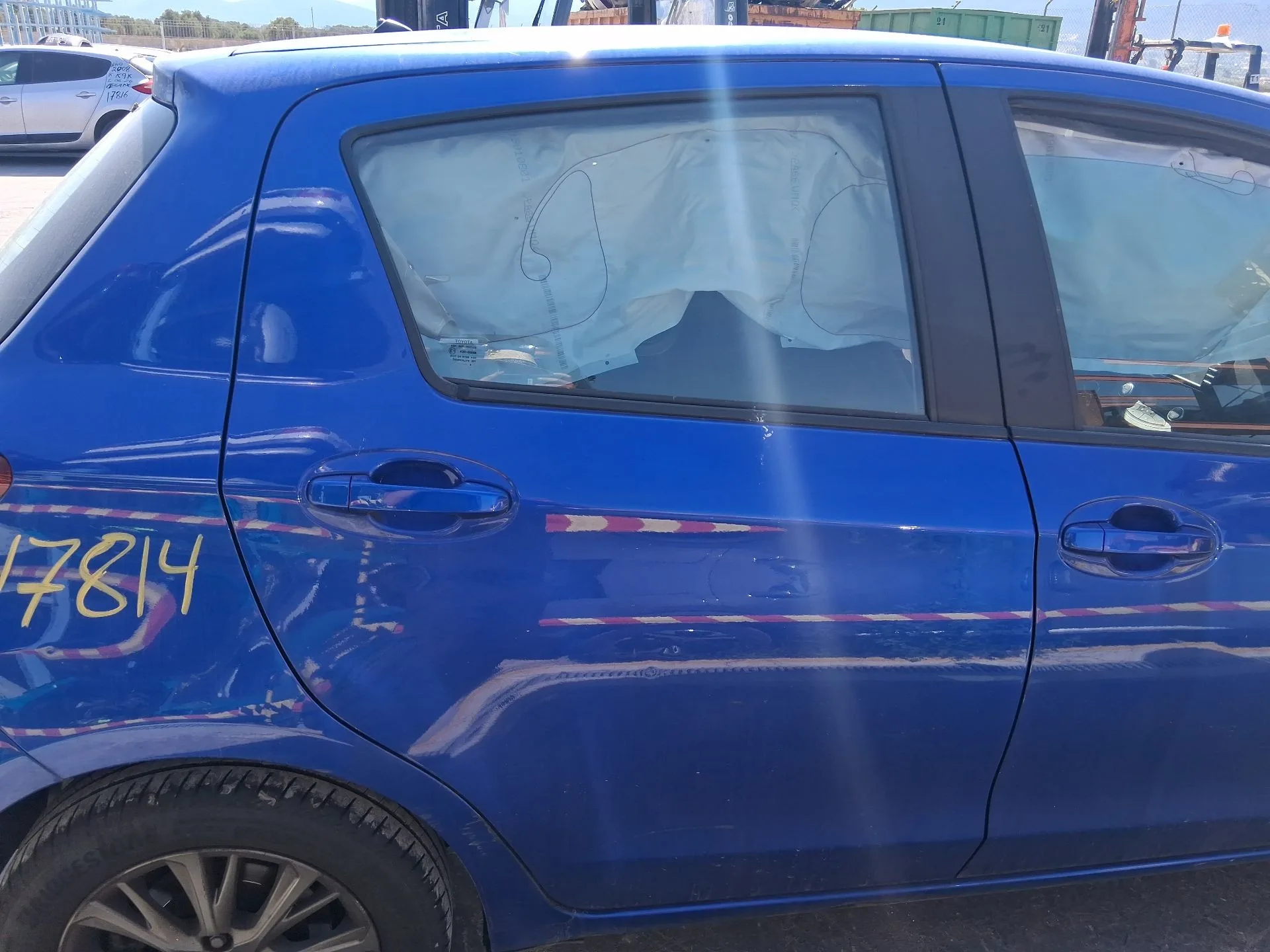 Puerta Trasera Derecha para Toyota Yaris (_P13_)