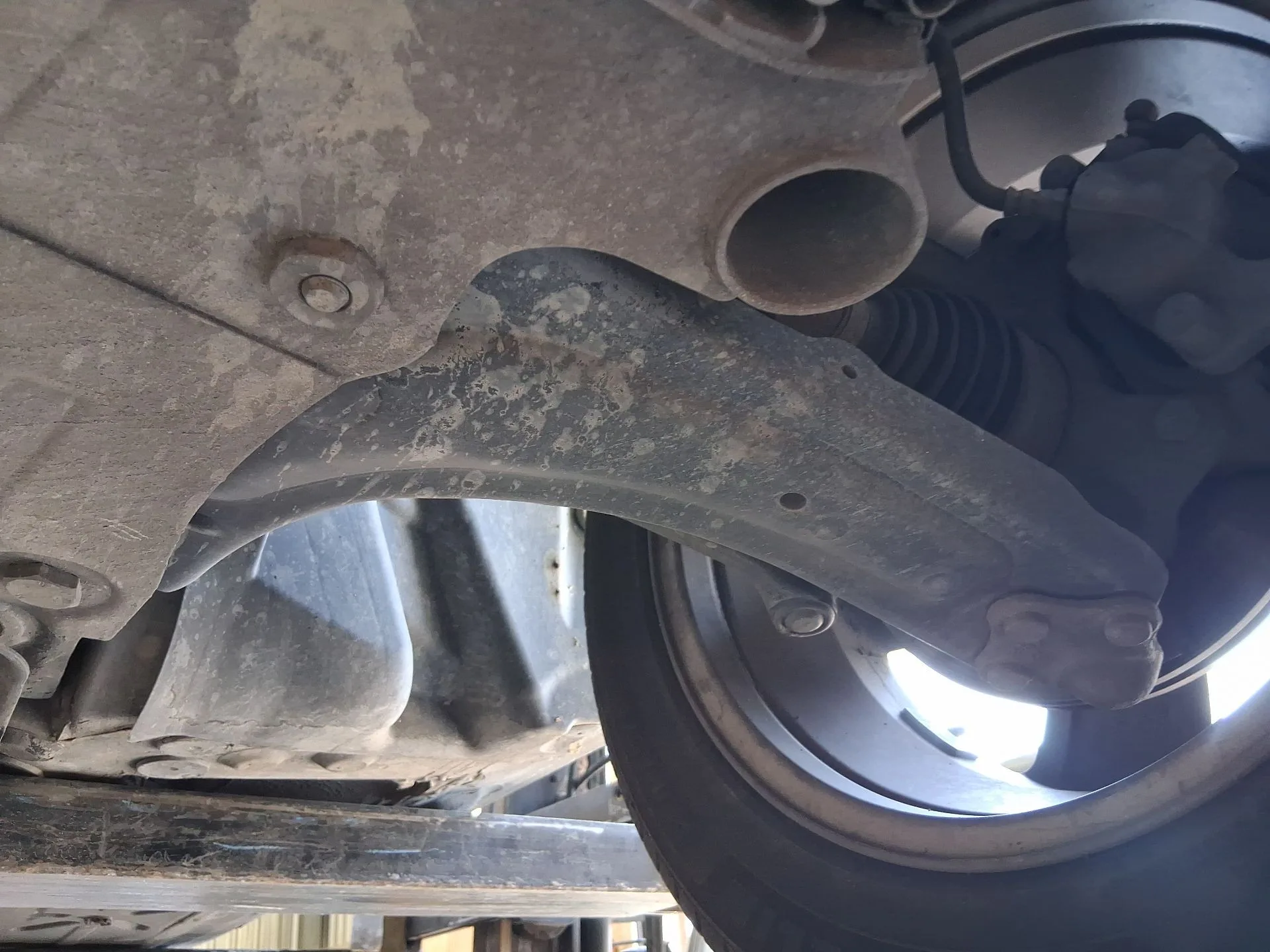Brazo Suspension Inferior Delantero Izquierdo para Renault Megane Iii Hatchback (Bz0/1_, B3_)