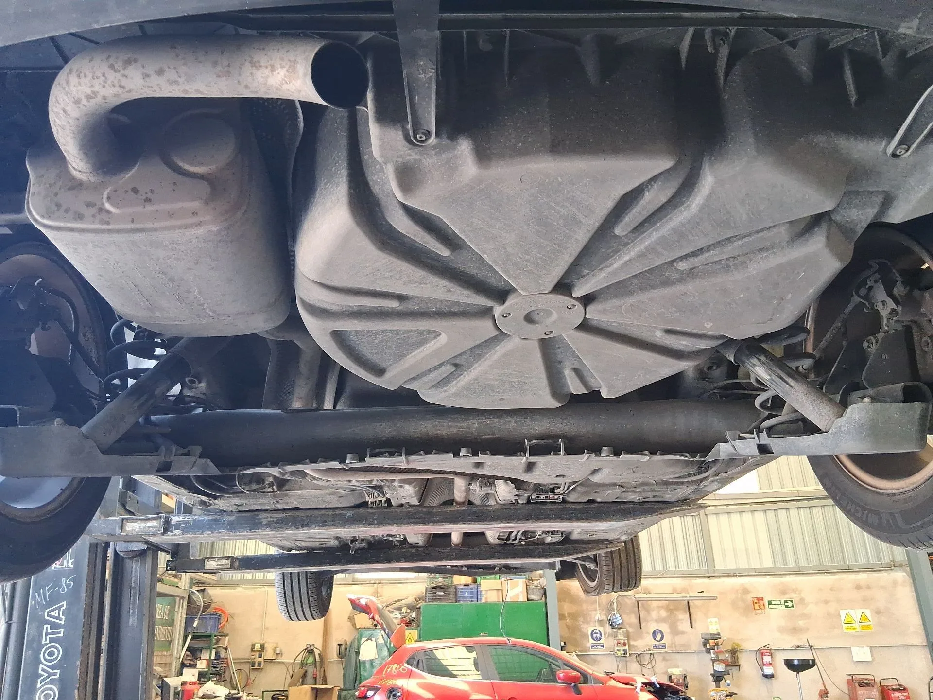 Puente Trasero para Renault Megane Iii Hatchback (Bz0/1_, B3_)