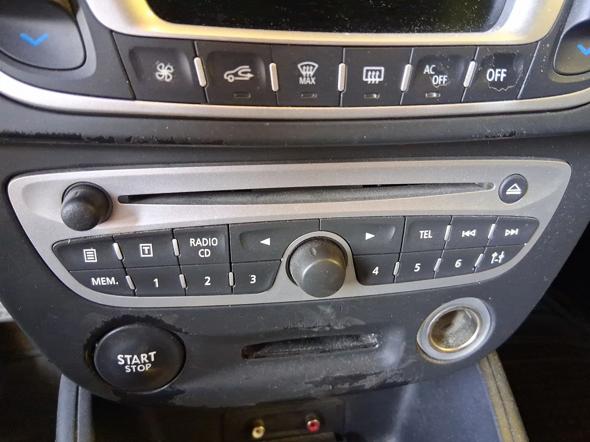 Sistema Audio / Radio Cd para Renault Megane Iii Hatchback (Bz0/1_, B3_)
