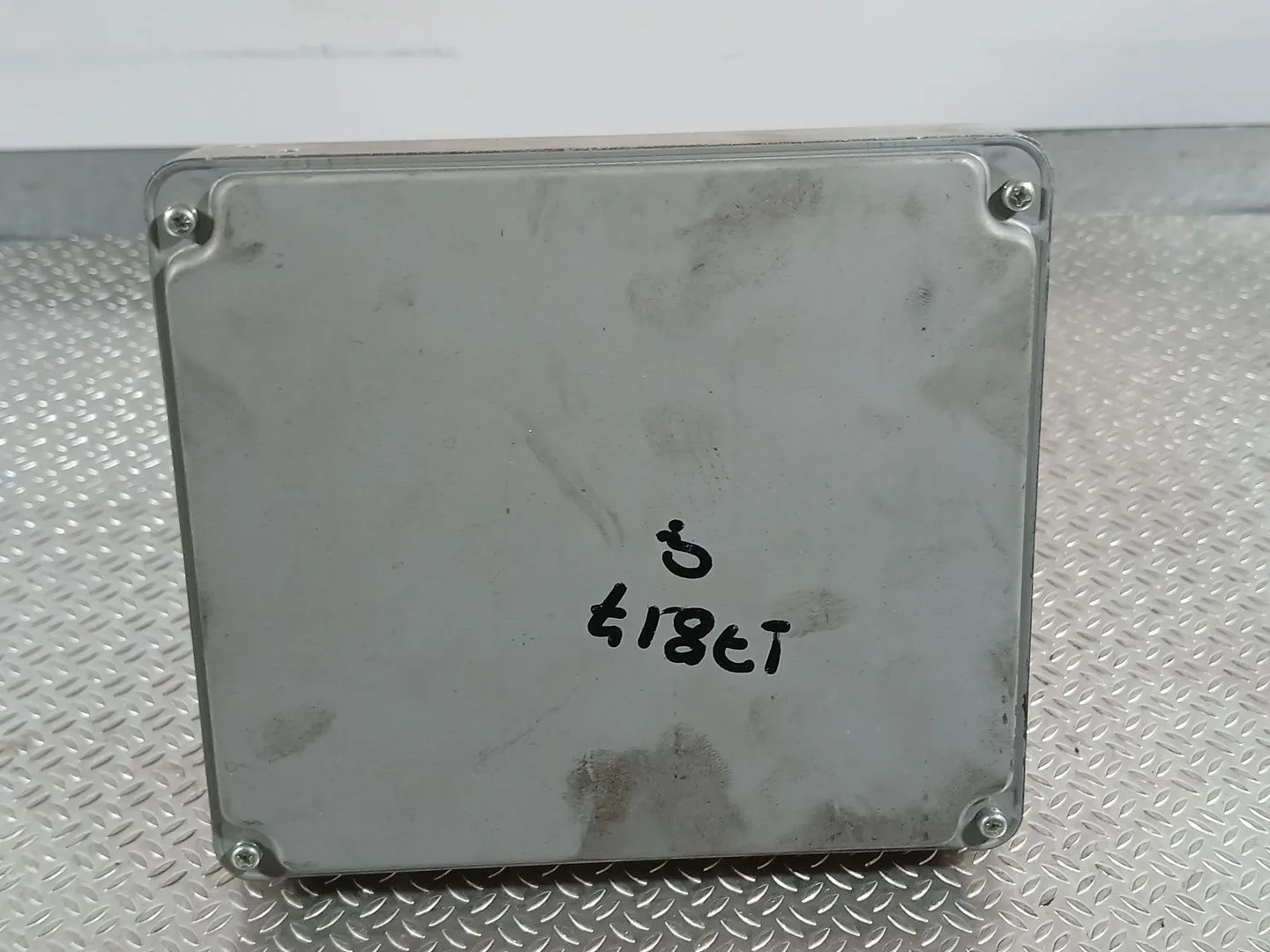 Centralita Motor Uce para Toyota Avensis Sedan (_T25_)