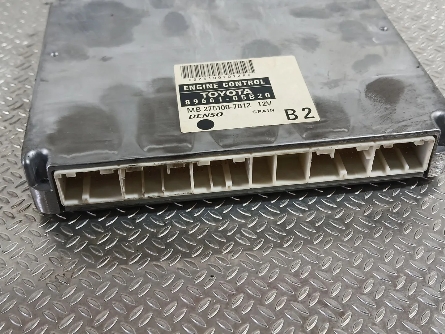 Centralita Motor Uce para Toyota Avensis Sedan (_T25_)
