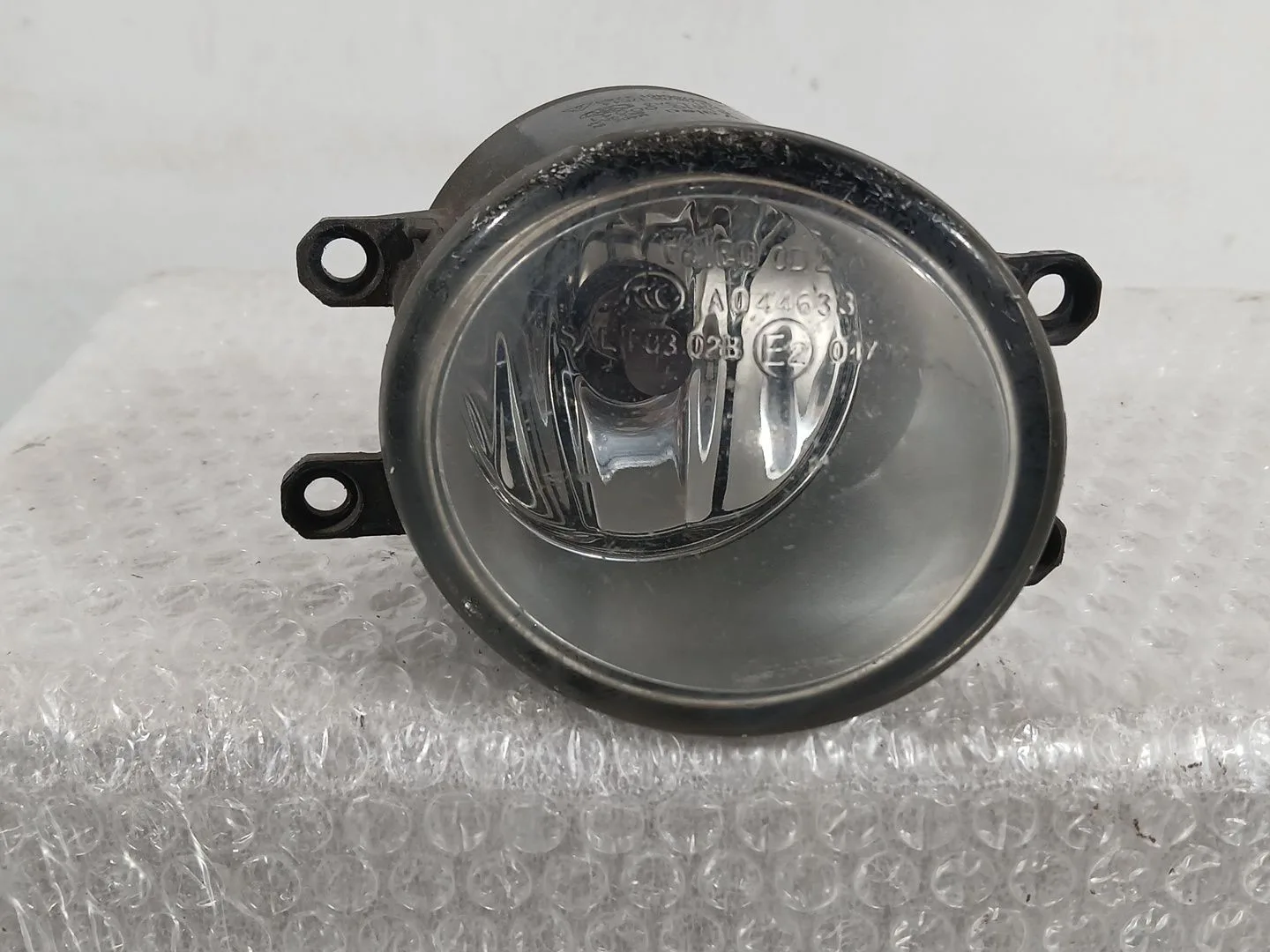 Faro Antiniebla Derecho para Toyota Avensis Sedan (_T25_)