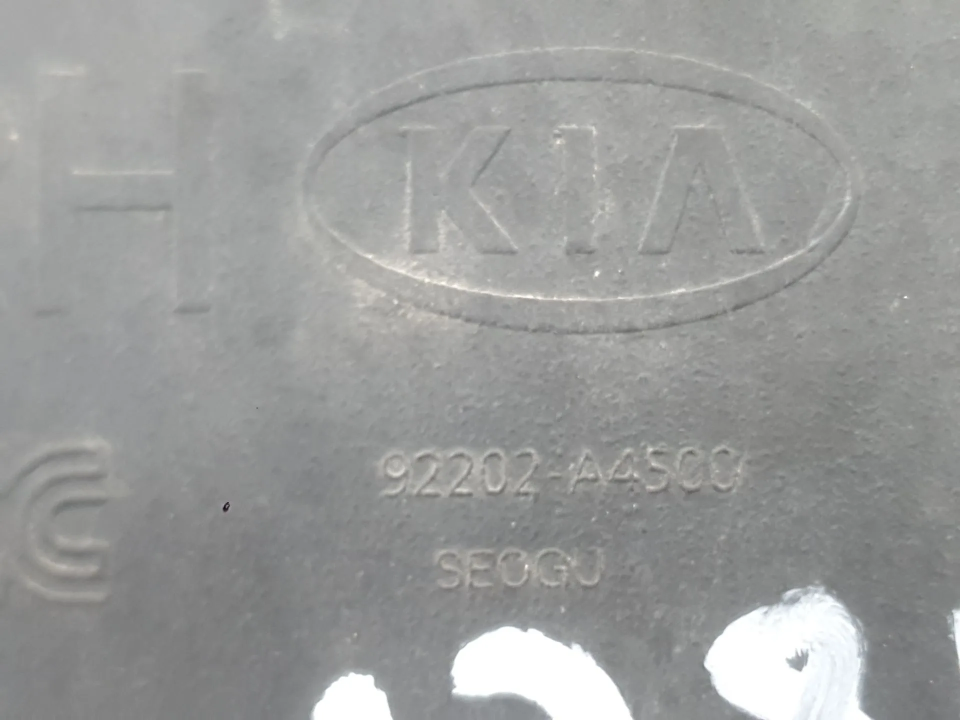 Faro Antiniebla Derecho para Kia Carens Iv