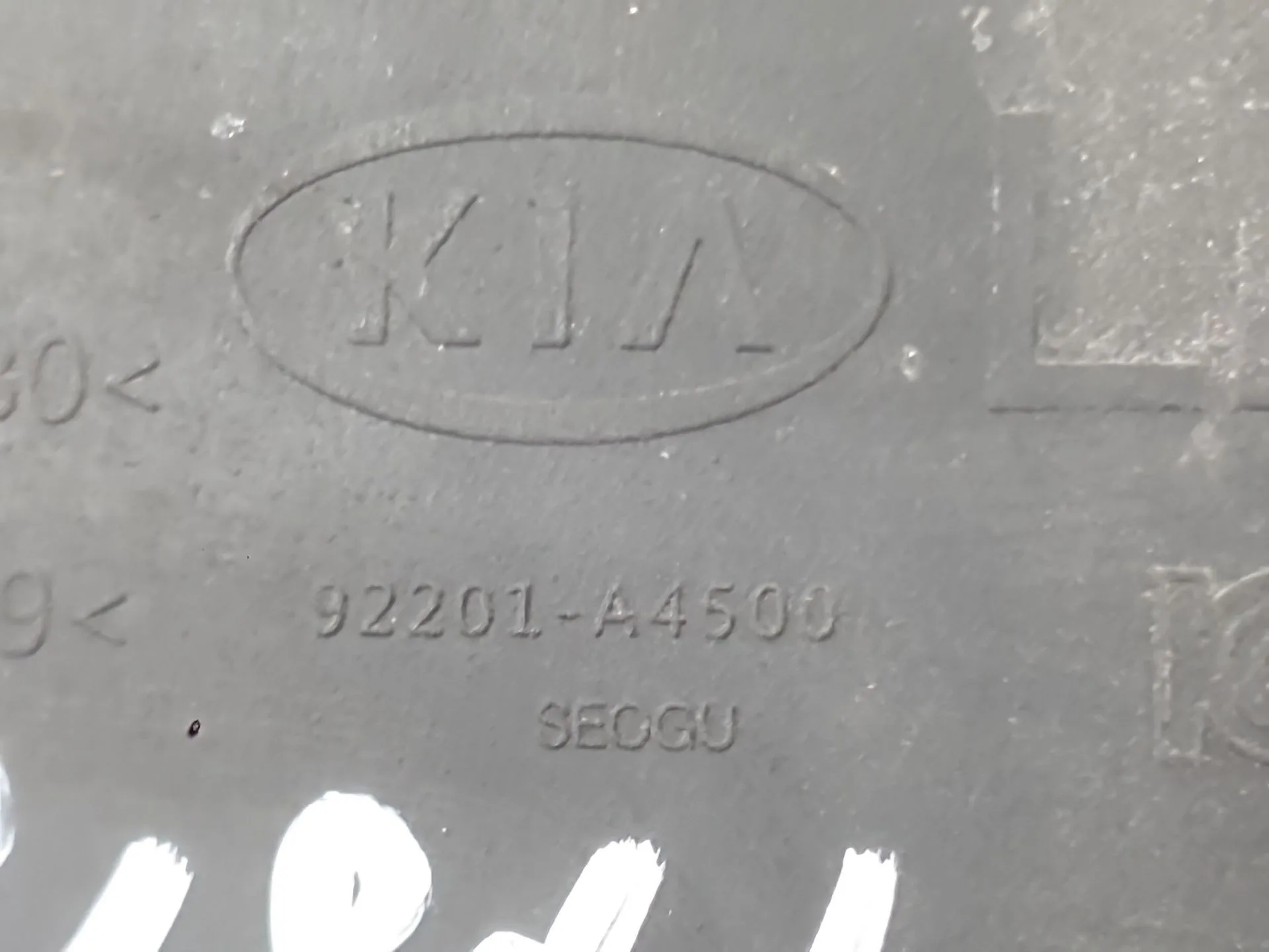 Faro Antiniebla Izquierdo para Kia Carens Iv