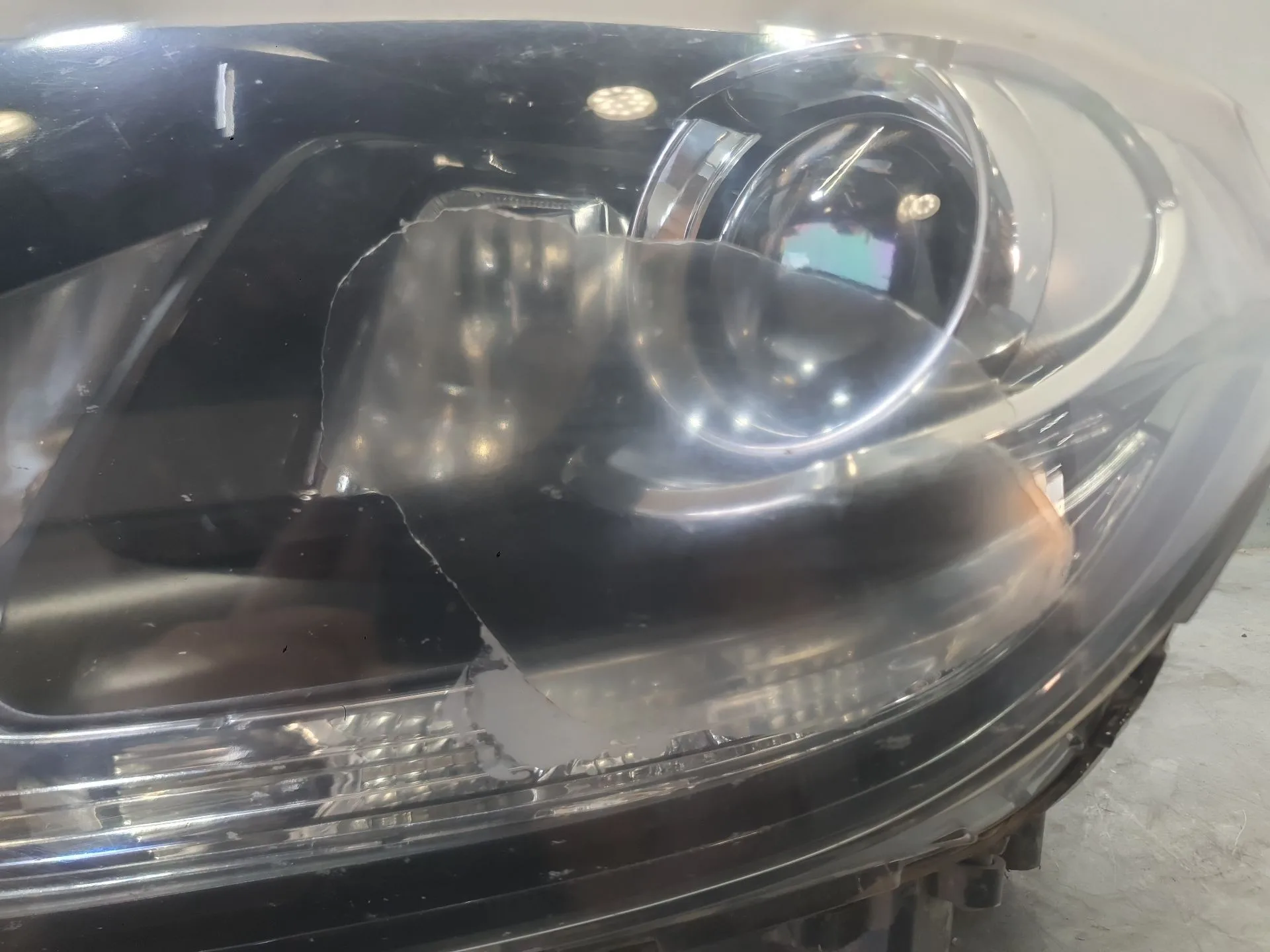 Faro Izquierdo para Kia Carens Iv