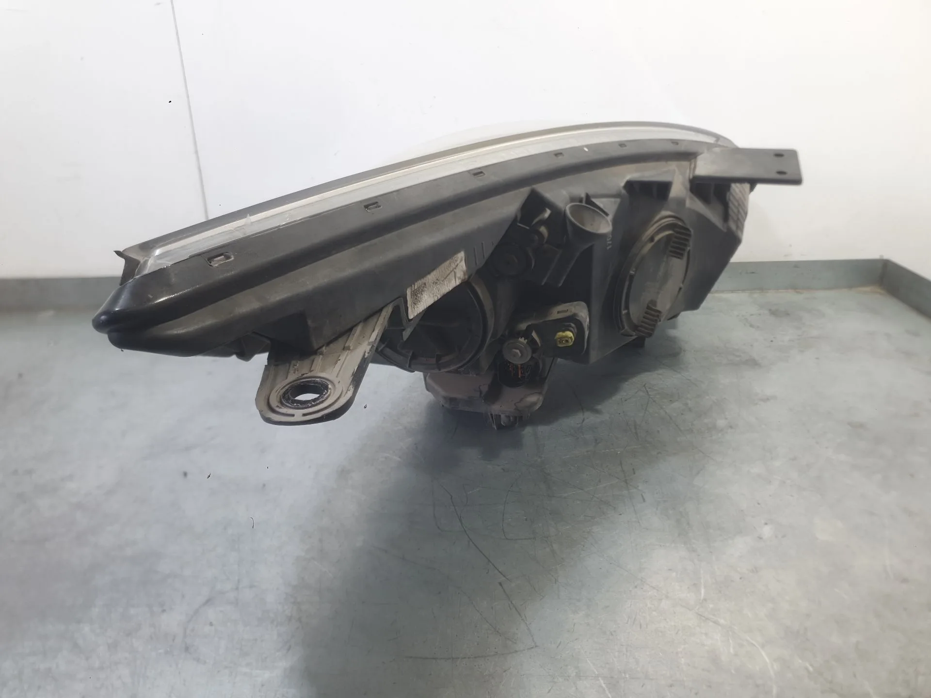 Faro Izquierdo para Kia Carens Iv