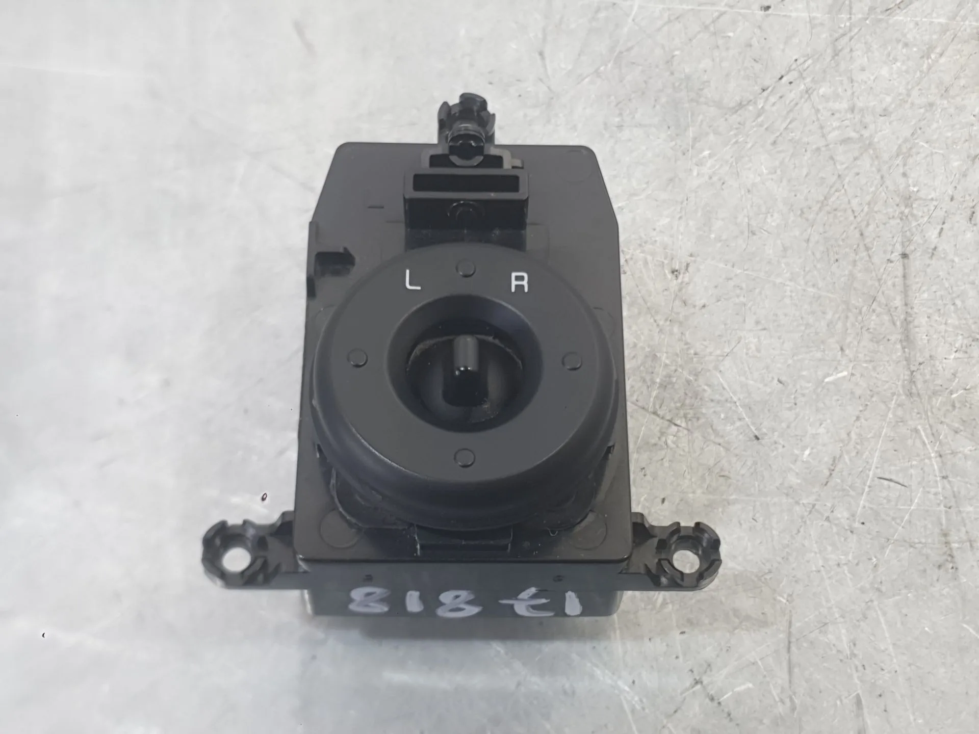 Mando Retrovisor para Kia Carens Iv