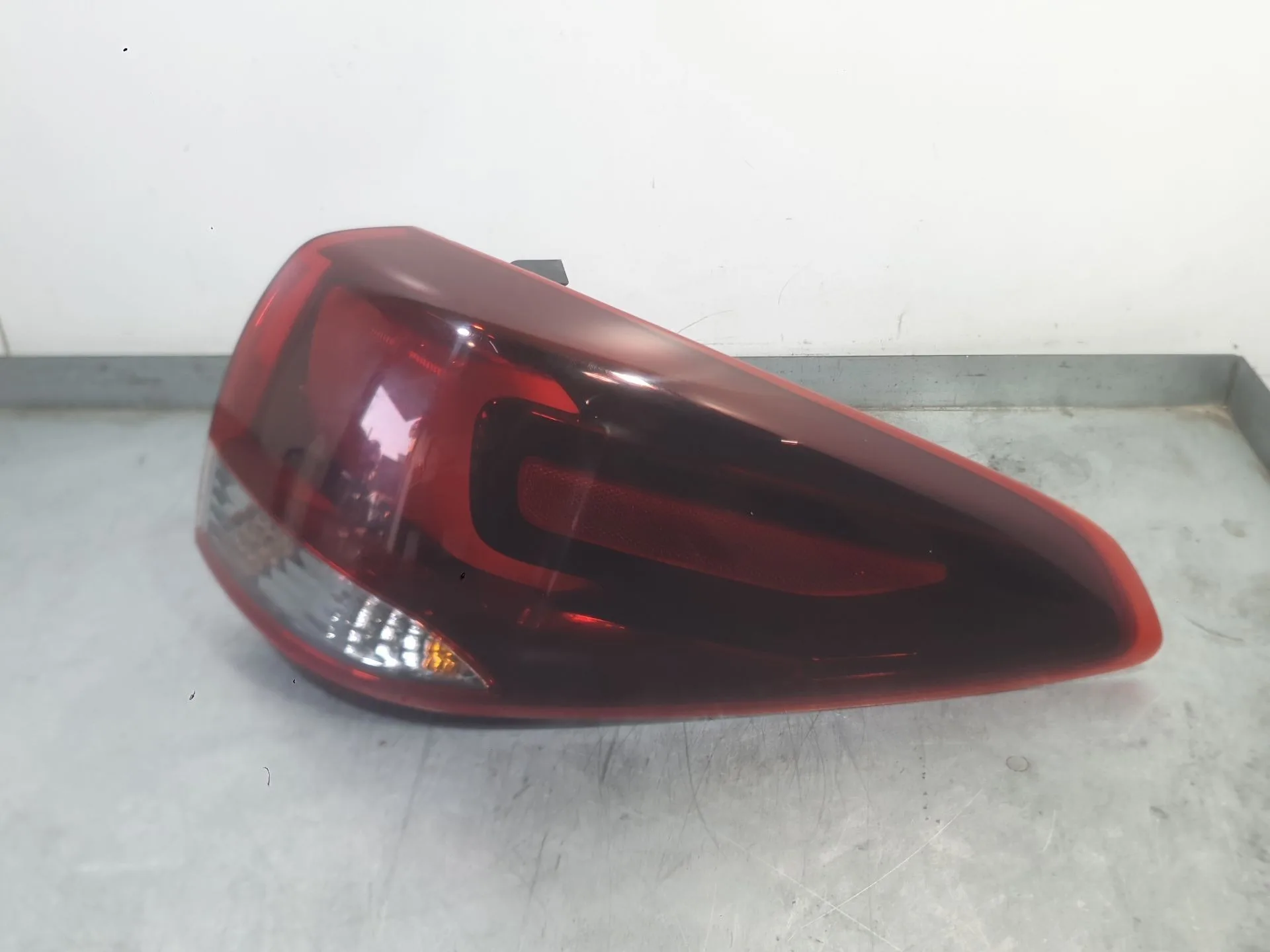 Piloto Trasero Derecho Exterior para Kia Carens Iv