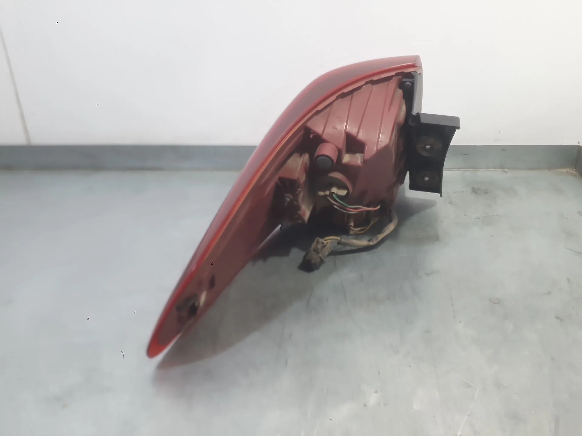 Piloto Trasero Derecho Exterior para Kia Carens Iv