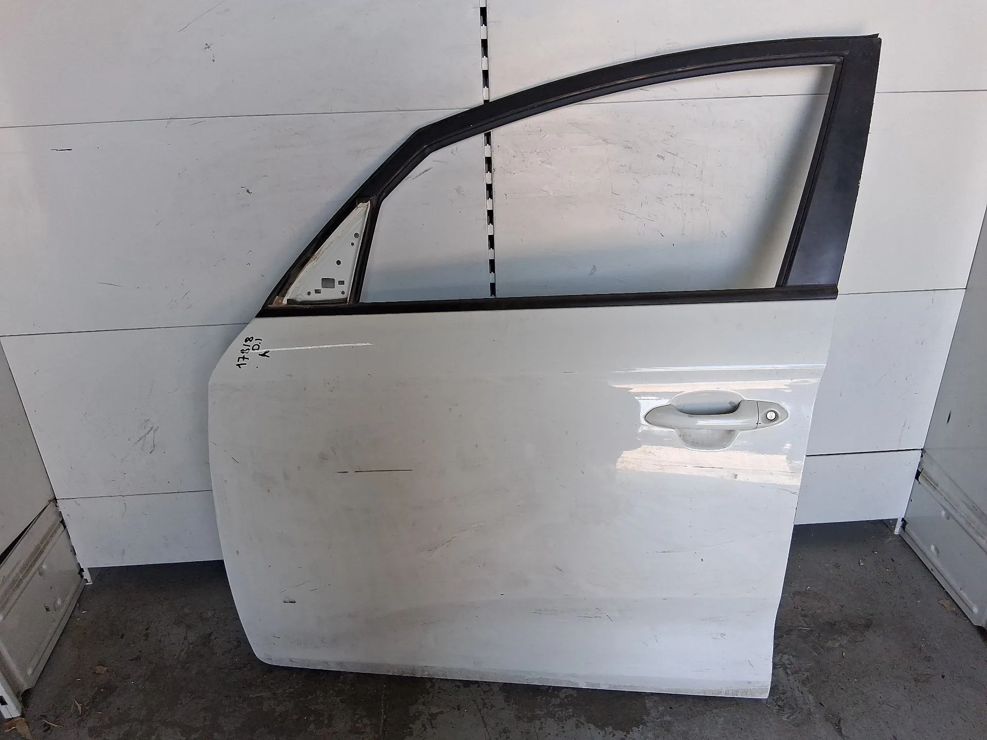 Puerta Delantera Izquierda para Kia Carens Iv