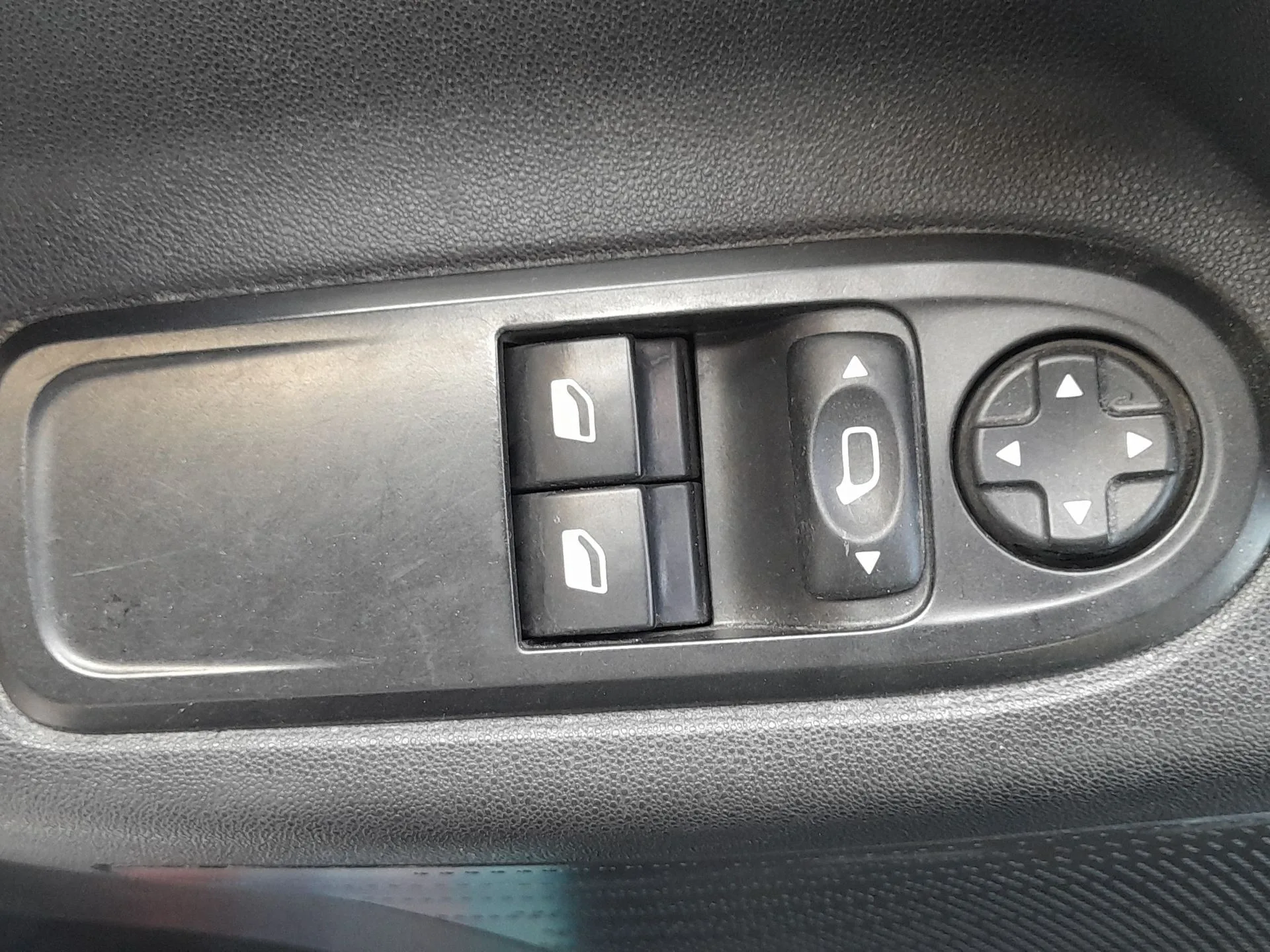 Mando Elevalunas Delantero Derecho para Citroën C3 Ii (Sc_)