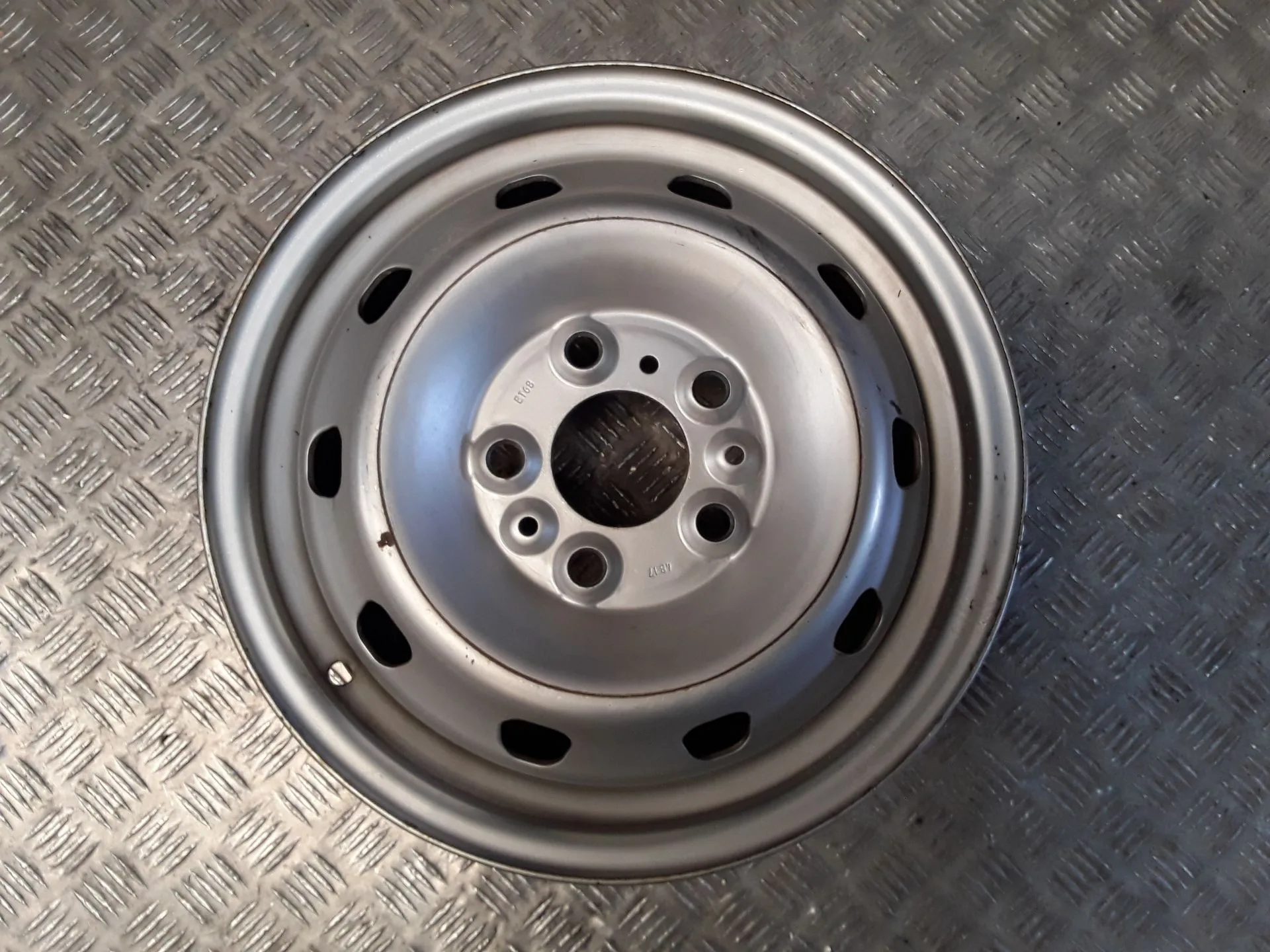 Llanta para Peugeot Boxer Autobus