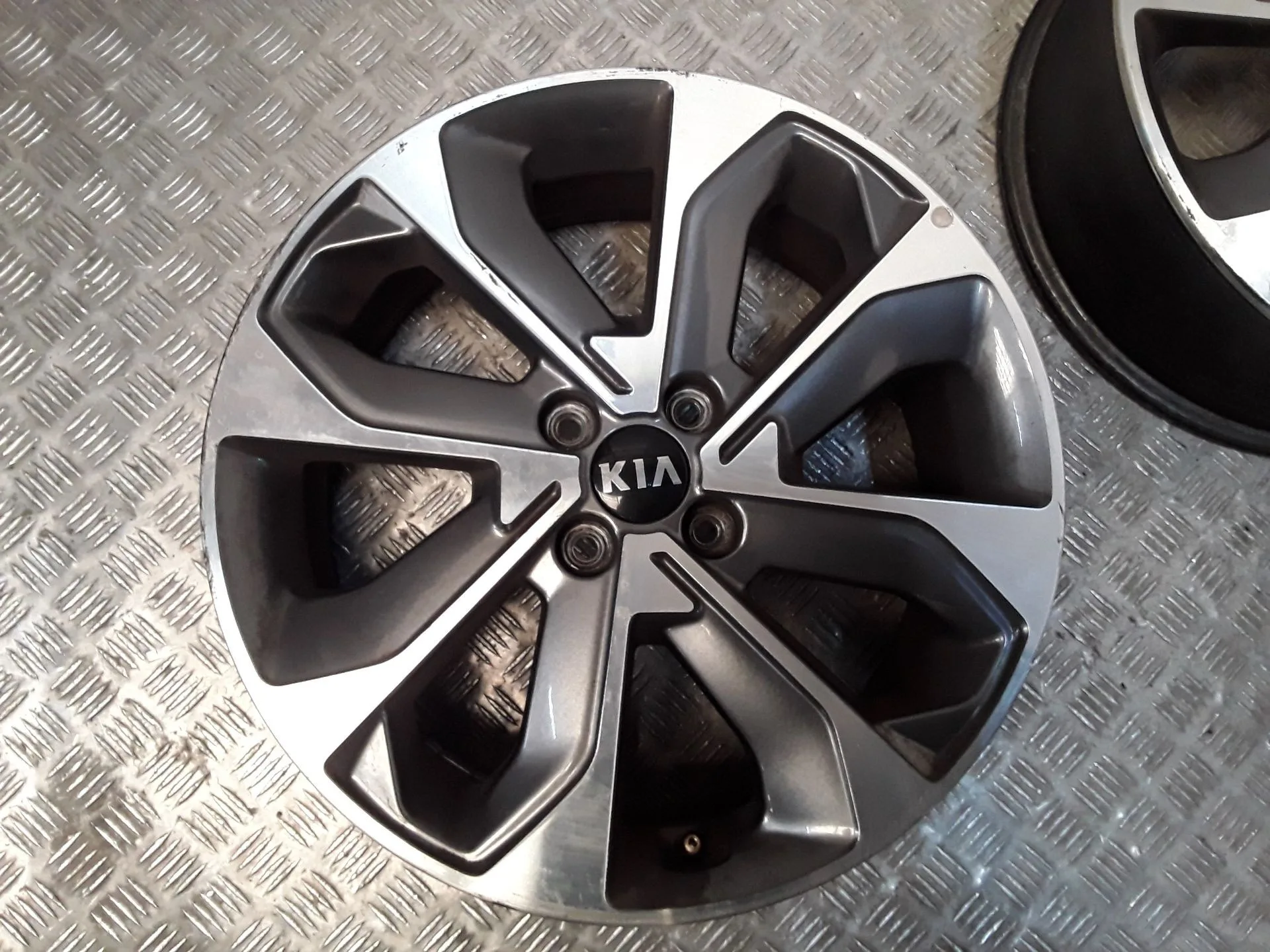 Juego Llantas Aluminio para Kia Stonic (Yb)