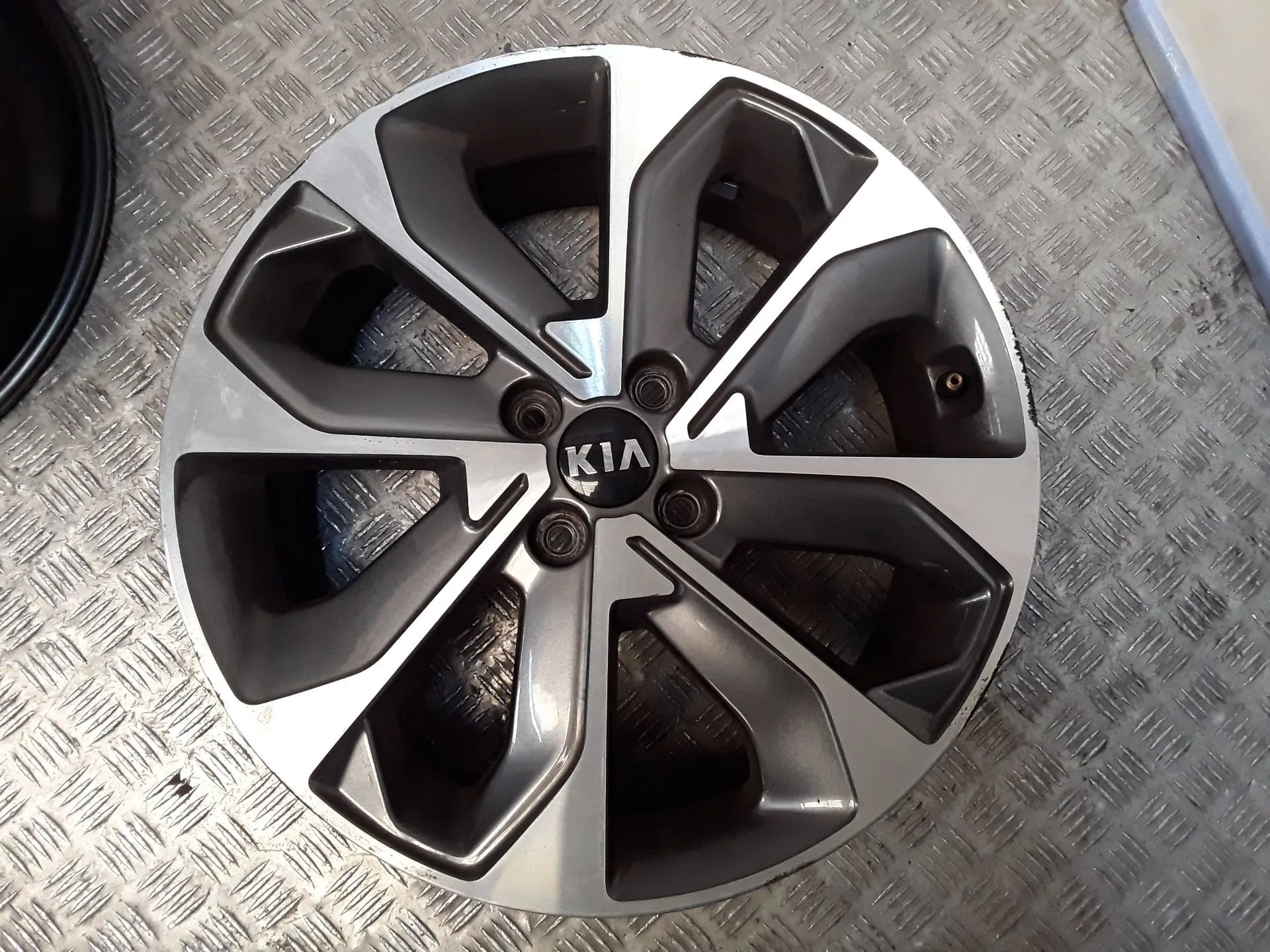 Juego Llantas Aluminio para Kia Stonic (Yb)