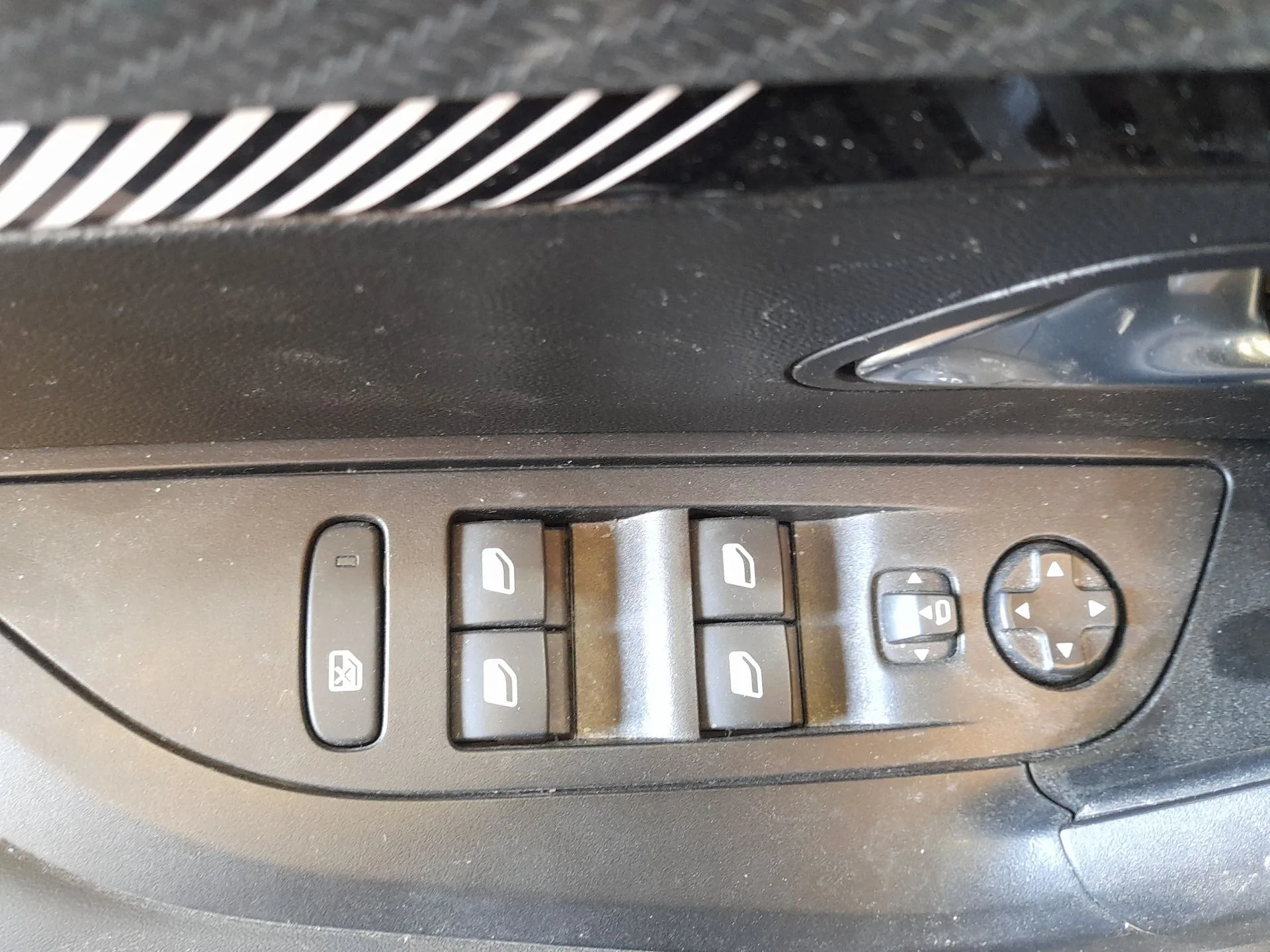 Mando Elevalunas Delantero Izquierdo para Peugeot 2008 Ii (Ud_, Us_, Uy_, Uj_, Ur_, Uc_)