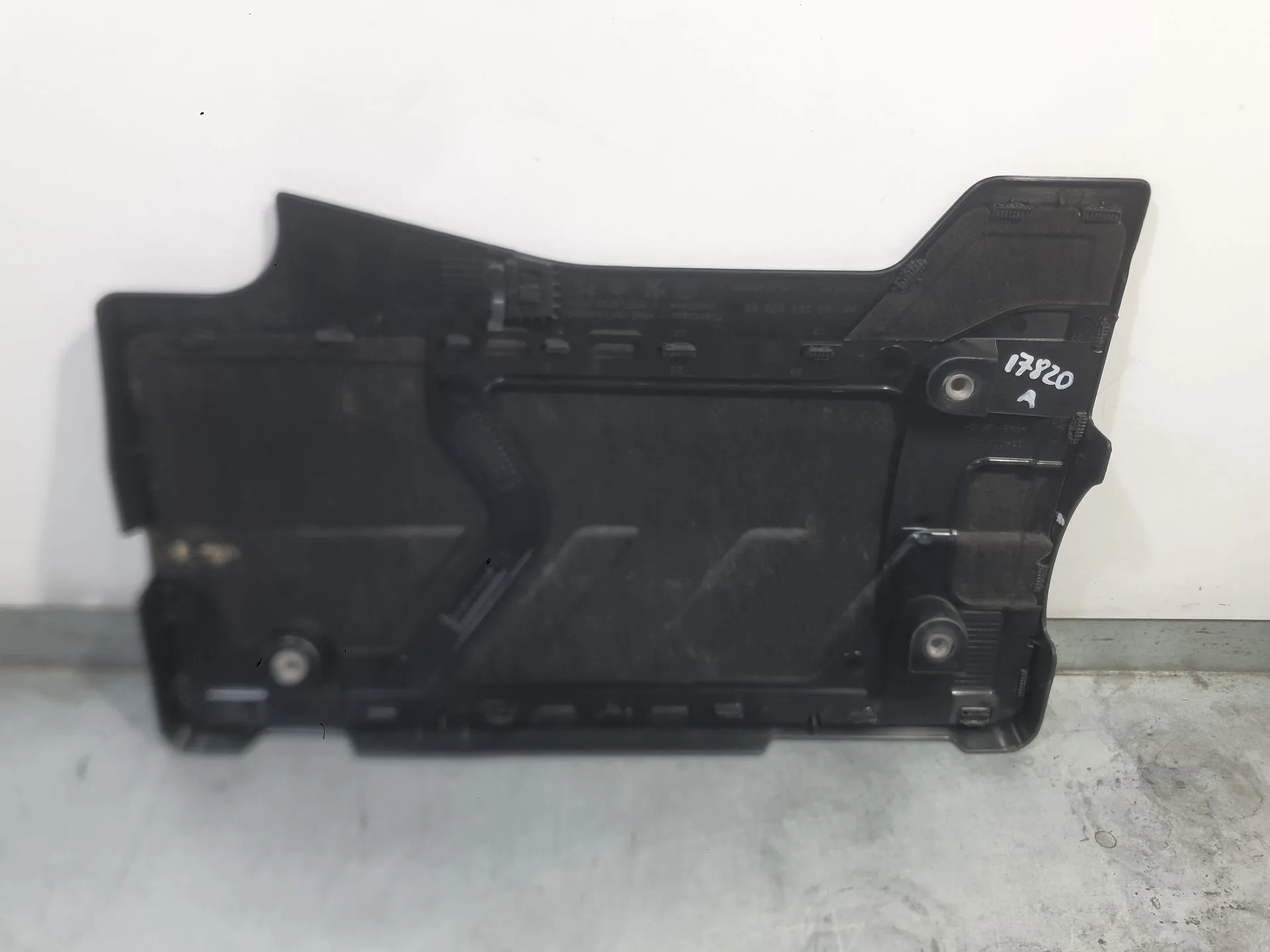 Tapa Motor para Peugeot 2008 Ii (Ud_, Us_, Uy_, Uj_, Ur_, Uc_)